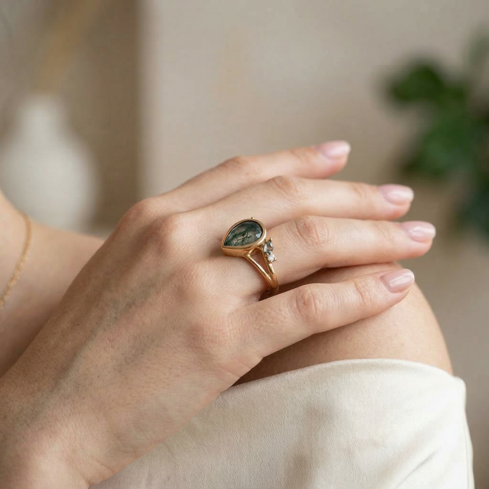 Detailed view of Pear Moss Agate Ring in Gold