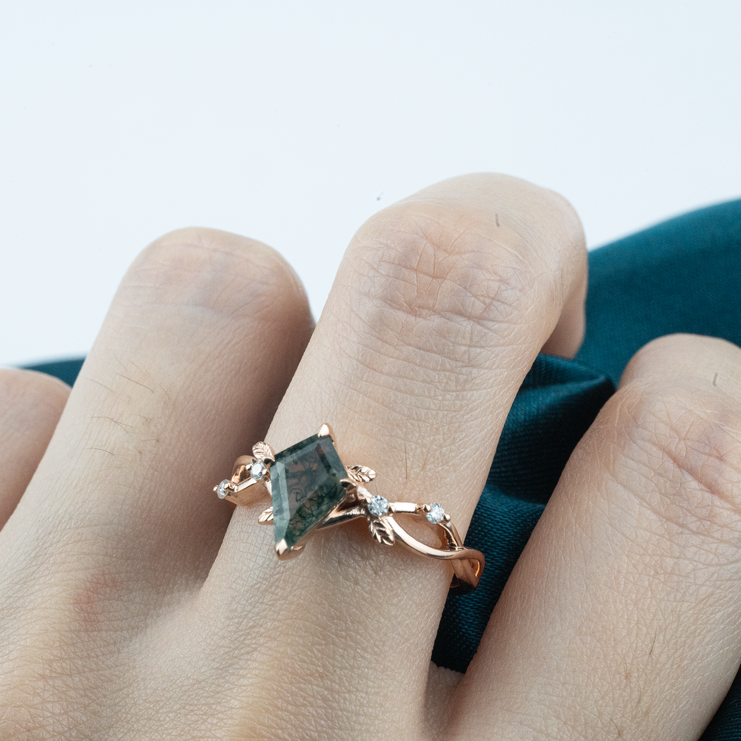 Botanical Elegance - Kite Moss Agate Engagement Ring Leaf Match Ring Rose Gold