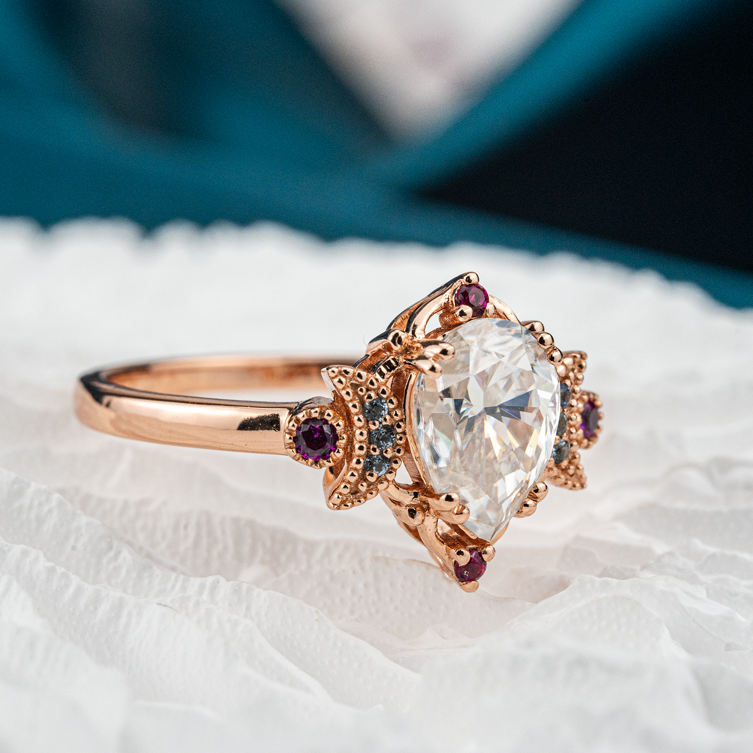 Pear Moissanite&Amethyst Engagement Ring.