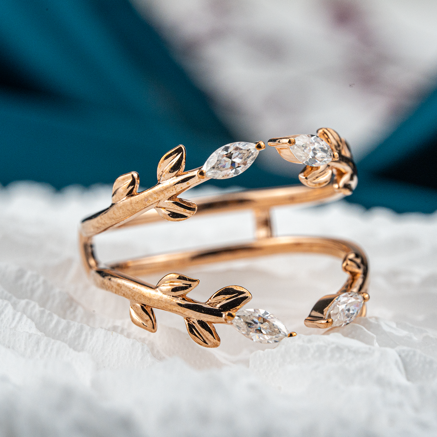 Opulent side ring adorned with luxurious leaf design - a lavish statement piece