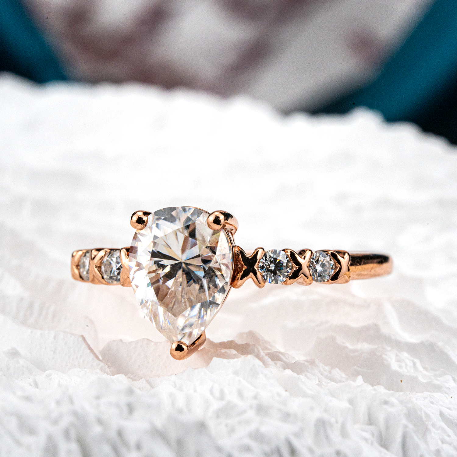 Exquisite Tear-Shaped Moissanite Ring for Luxurious Engagement