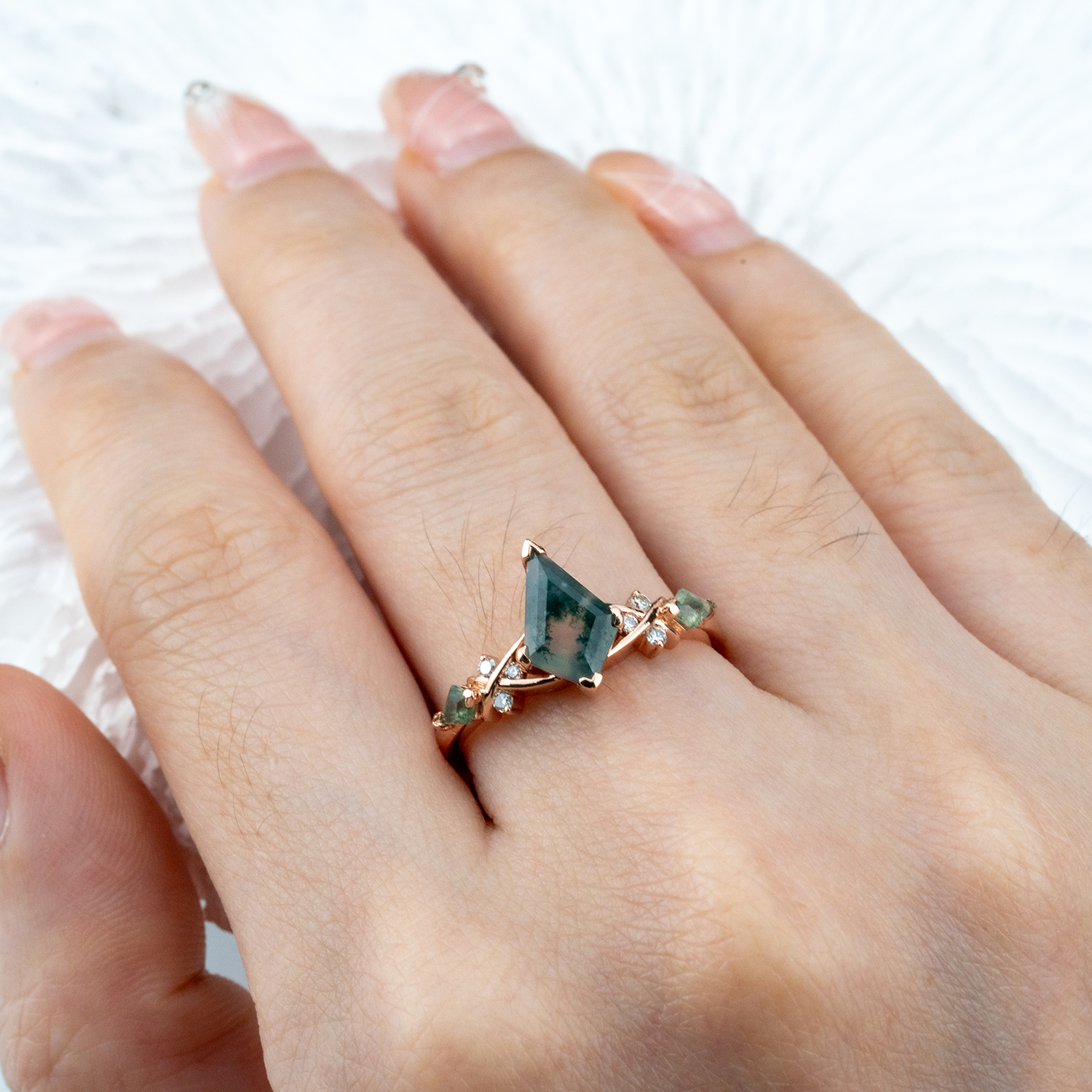 Unique Moss Agate and Moissanite Gemstone Leaf Ring for Women - Organic Nature Inspired Jewelry