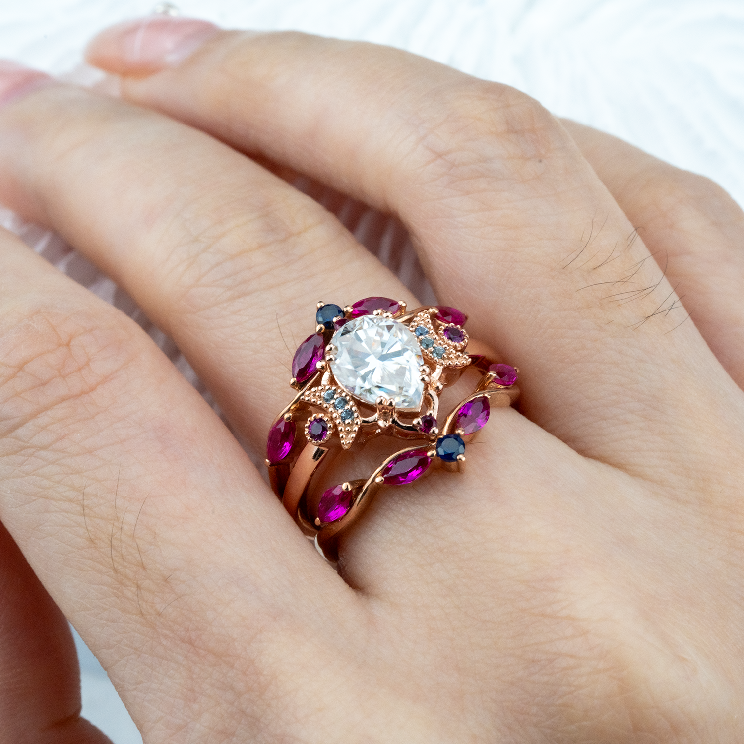 Luxurious Amethyst and Moissanite Wedding Ring Set