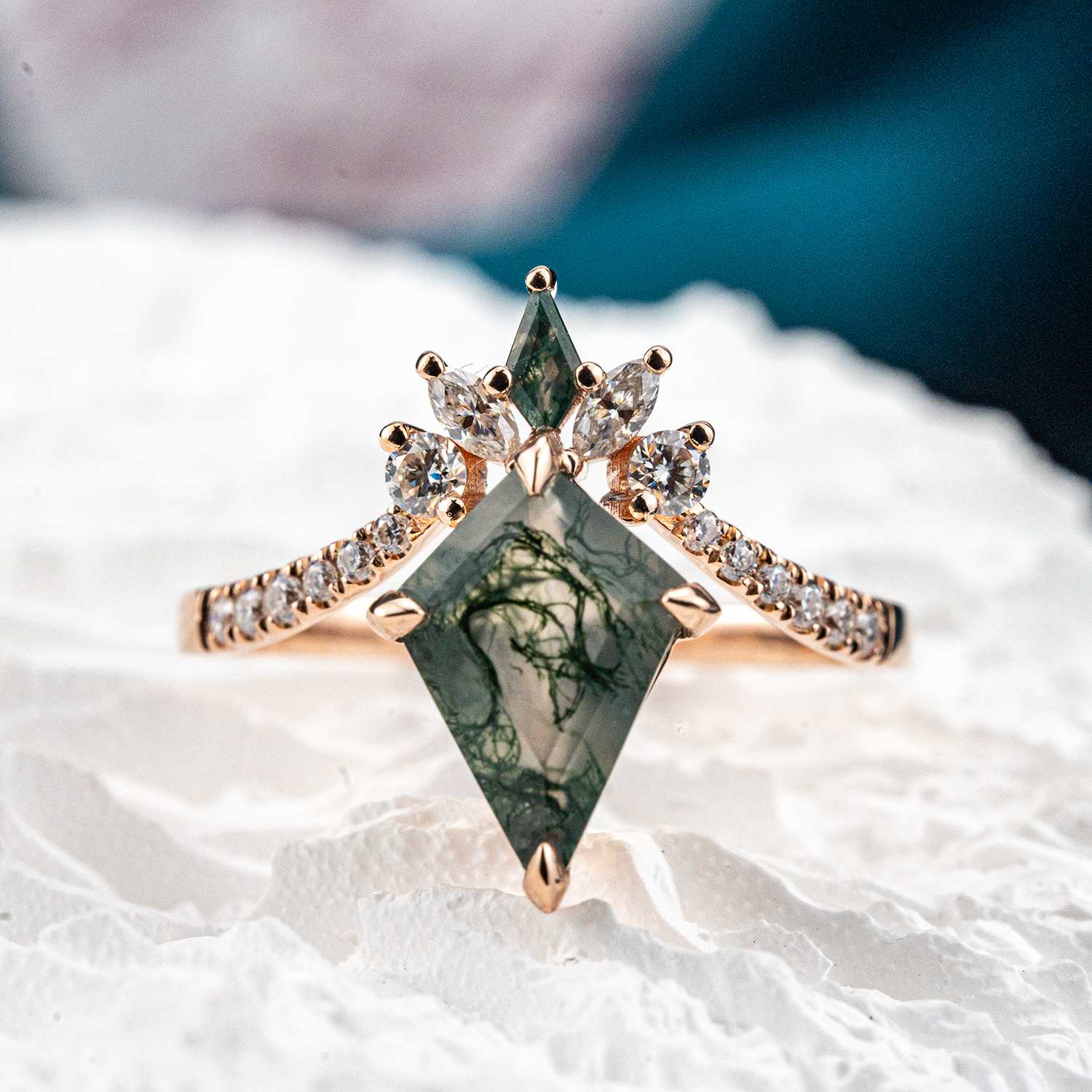 Kite Moss Agate Rose Gold Ring - Nature Inspired Gemstone Jewelry