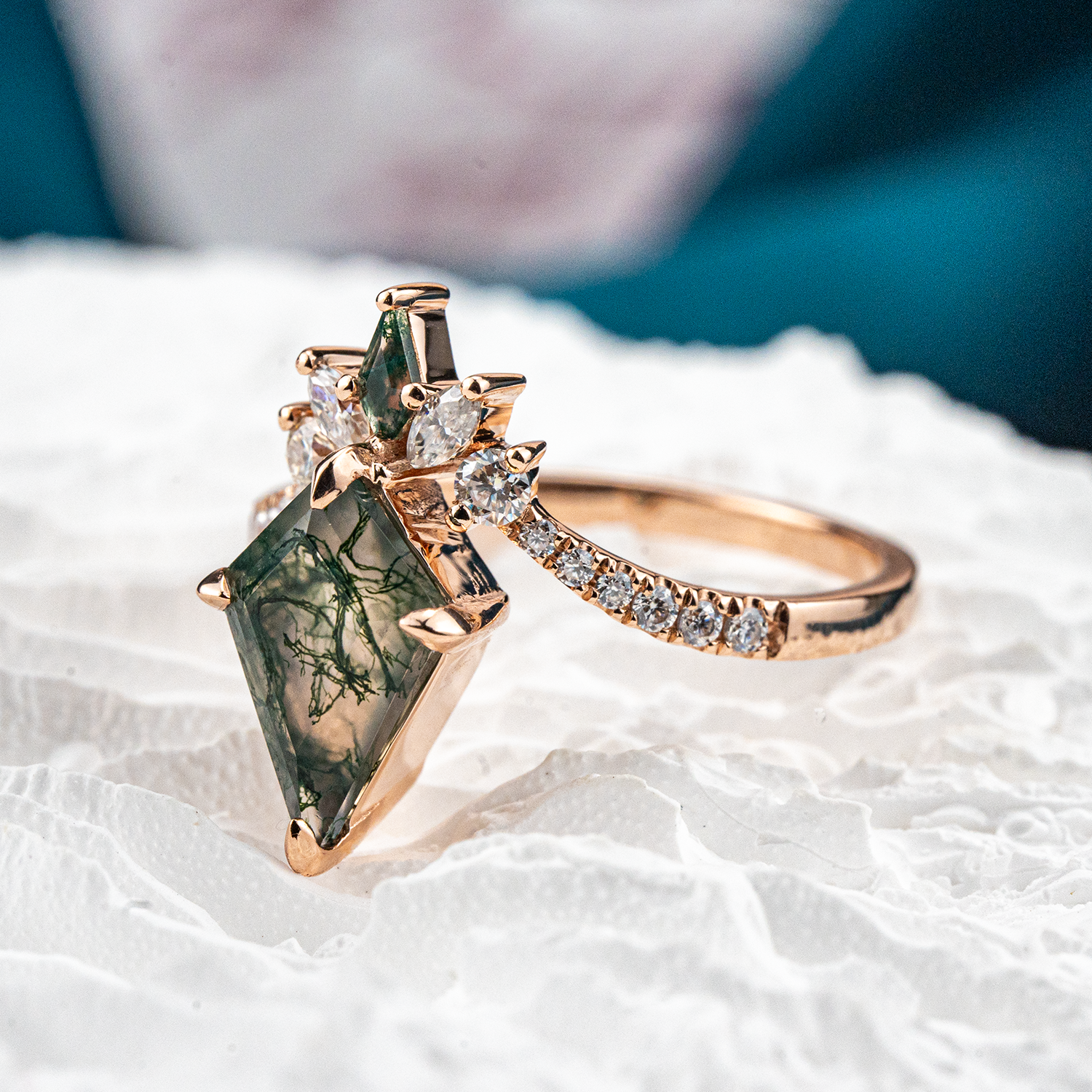 Kite Moss Agate Rose Gold Ring - Nature Inspired Gemstone Jewelry