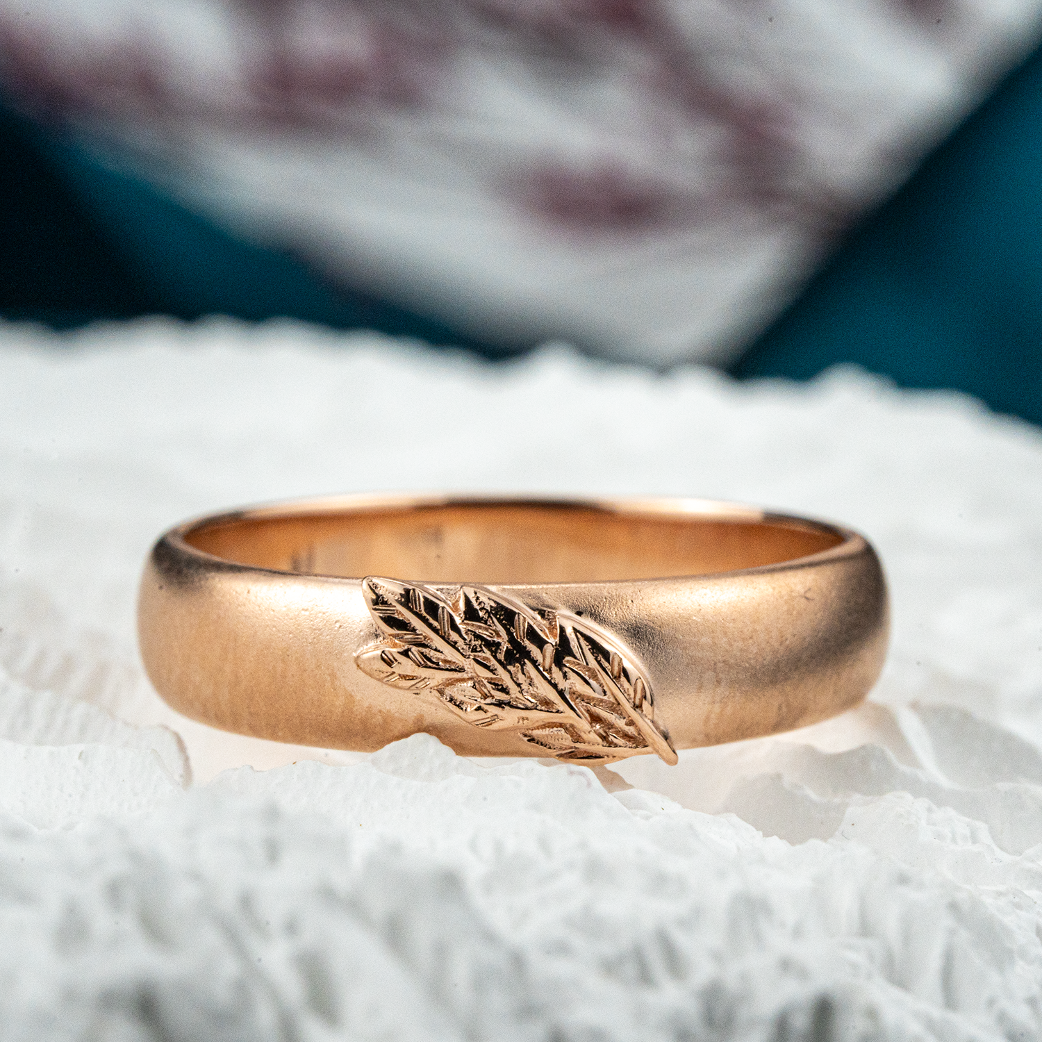 Best Gift for Her - Elegant Leaf Ring, Timeless Promise Ring, Classic and Stylish Design