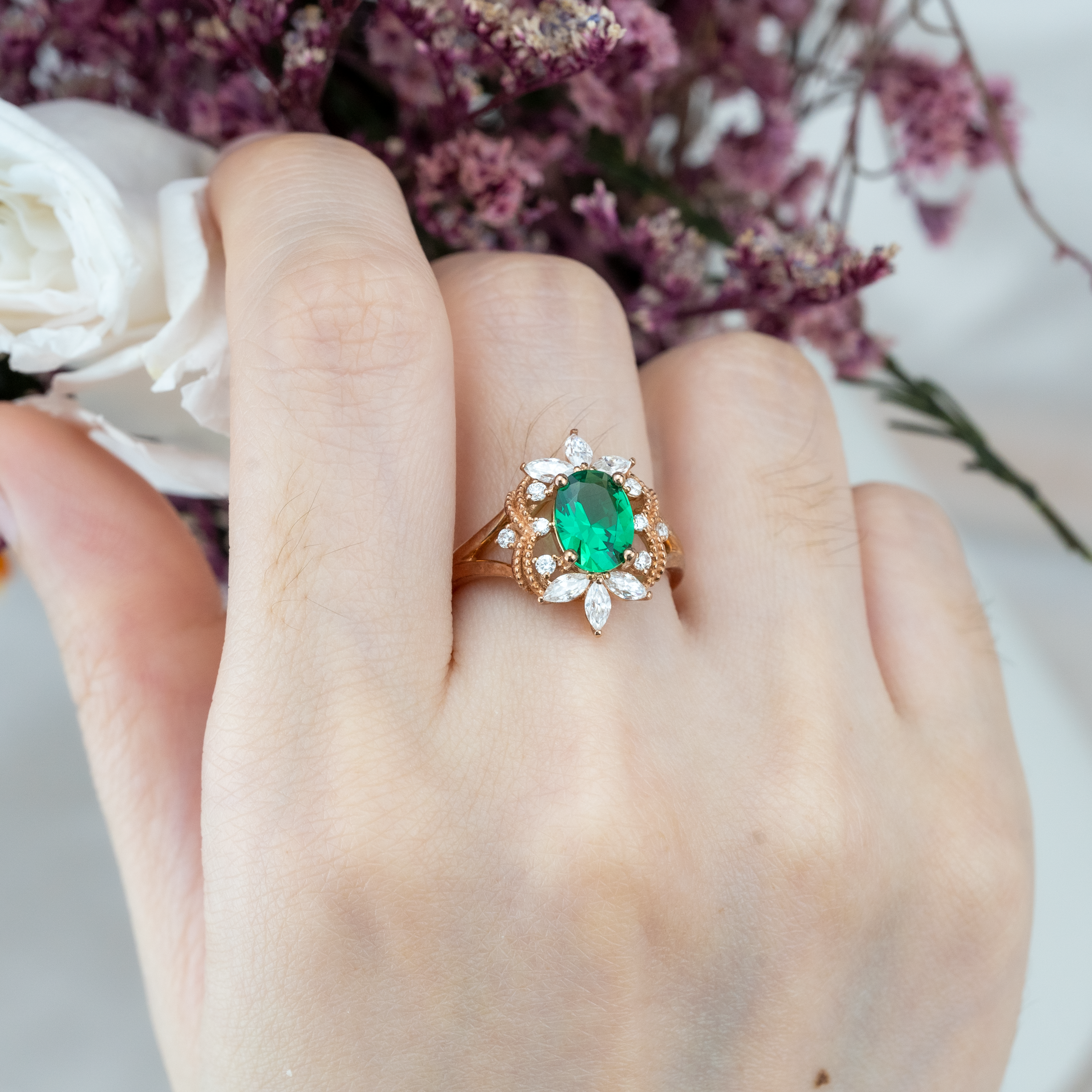 Sparkling Oval Cut Emeralds for Luxurious Jewelry Collection