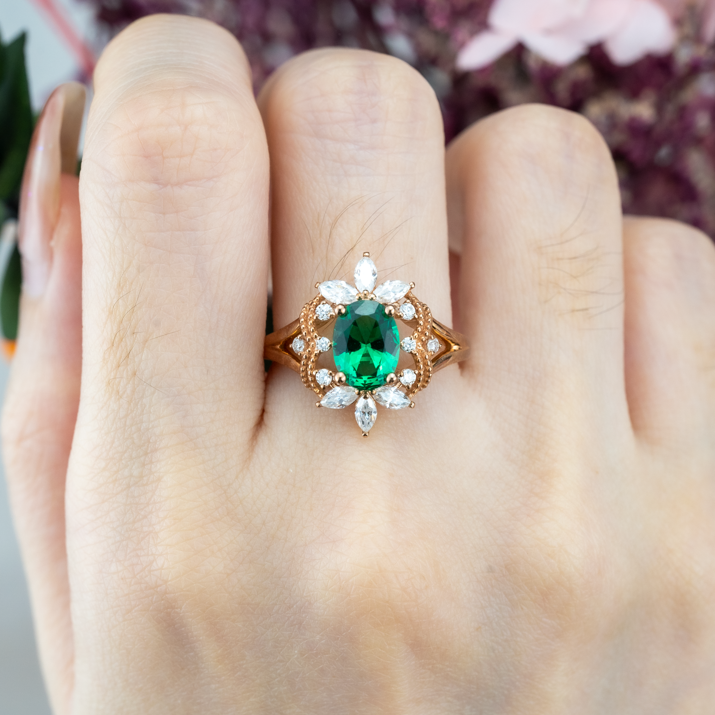 Sparkling Oval Cut Emeralds for Luxurious Jewelry Collection