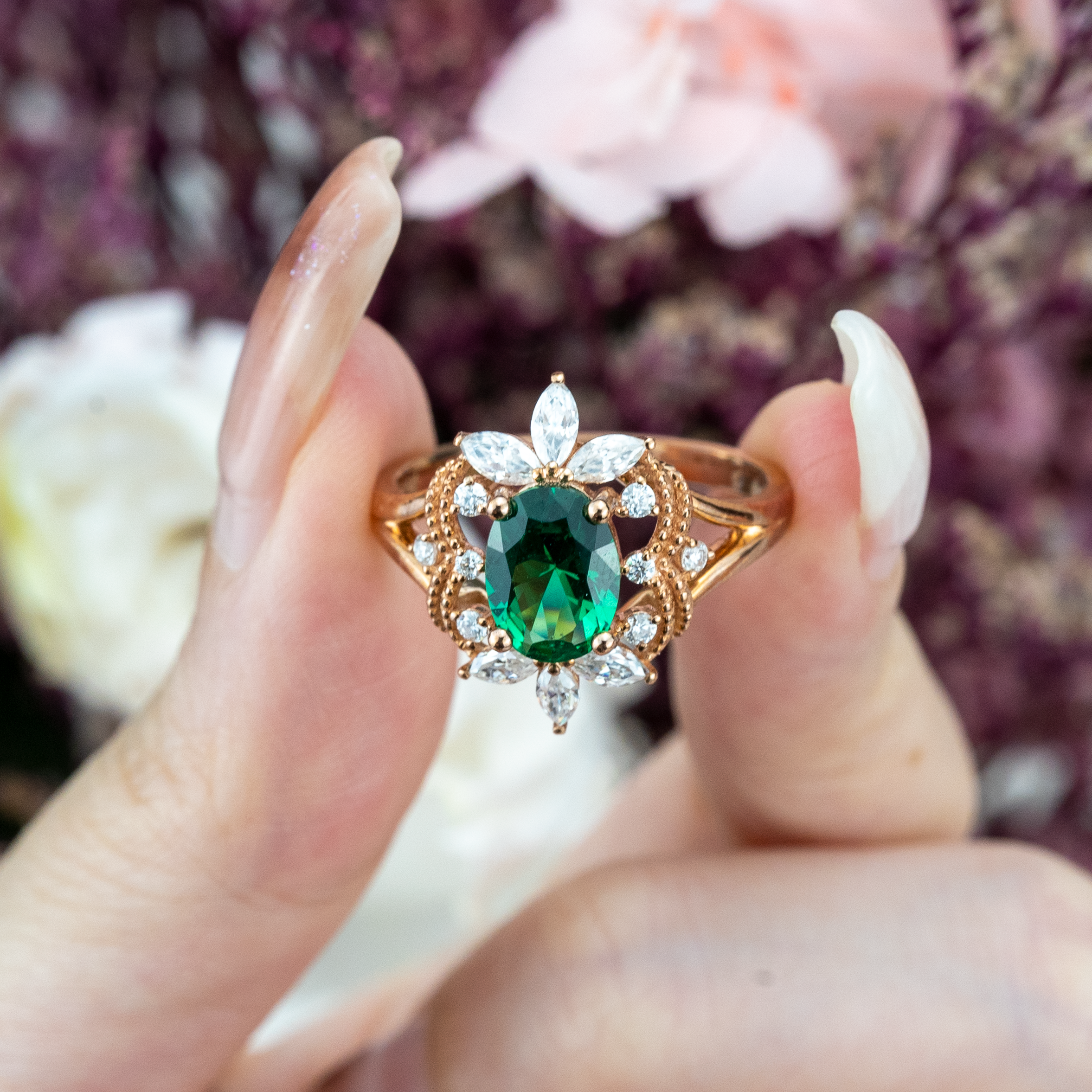 Sparkling Oval Cut Emeralds for Luxurious Jewelry Collection
