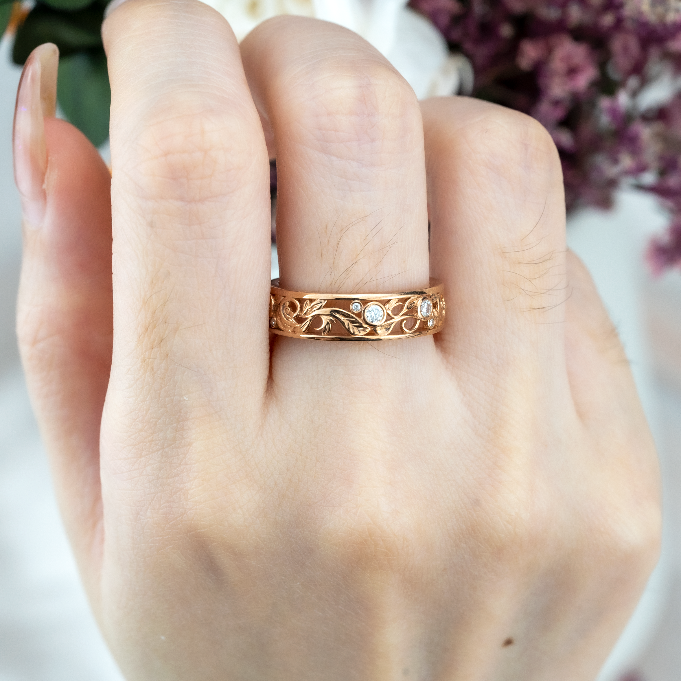 Unique Diamond Gold Leaf Band.