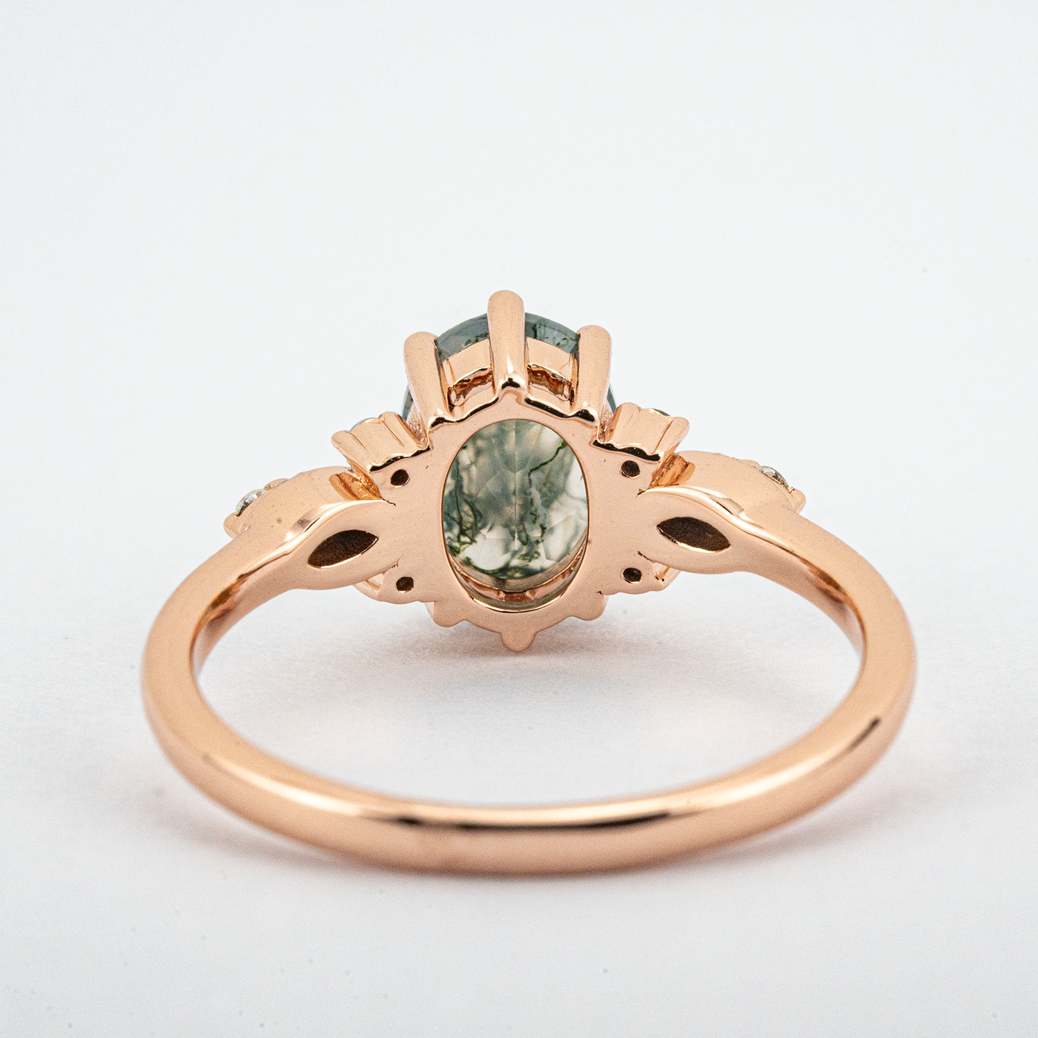 Oval Moss Agate Ring - Stunning Nature Inspired Jewelry in Rose Gold for an Elegant Look