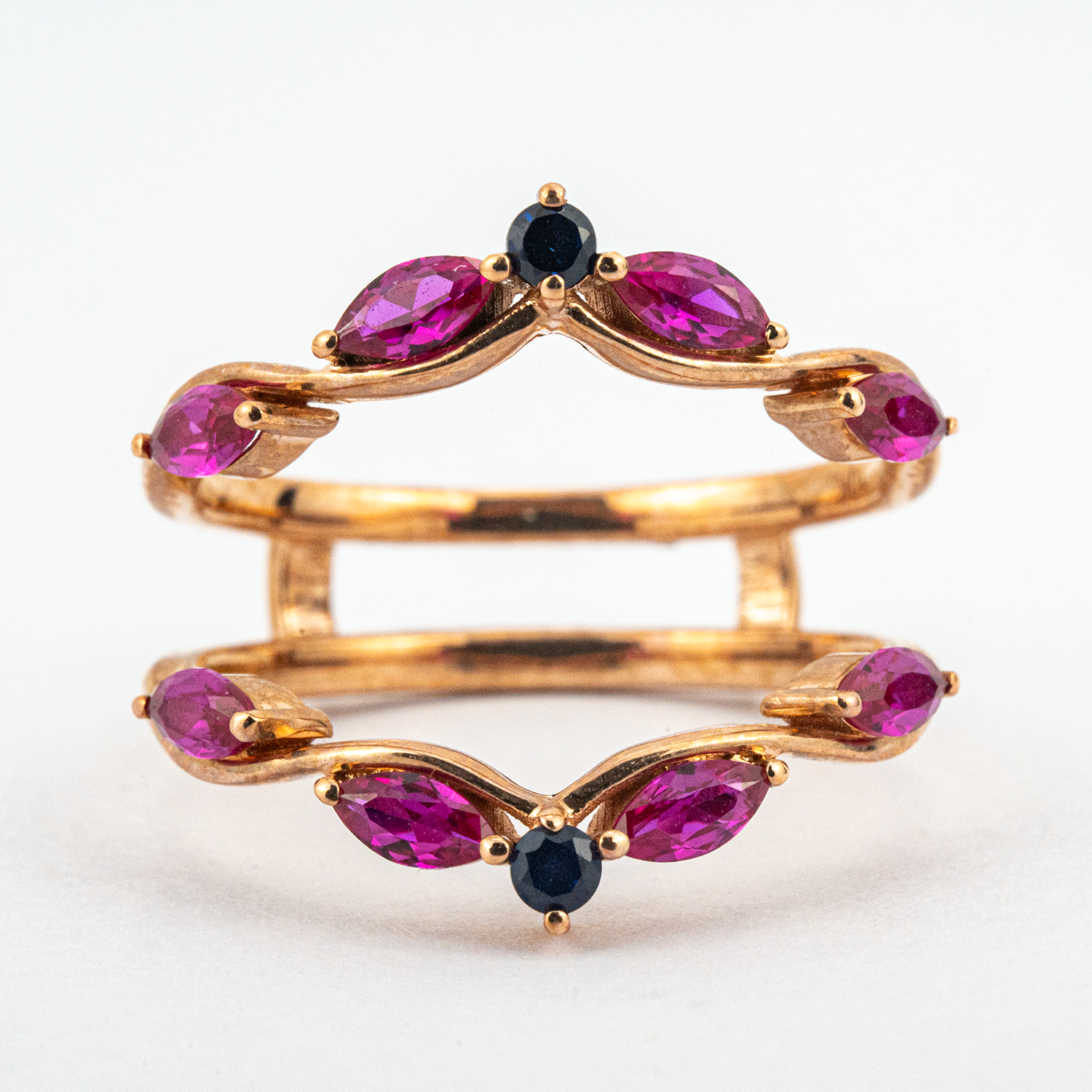 Elegant luxurious ring featuring stunning amethyst detail