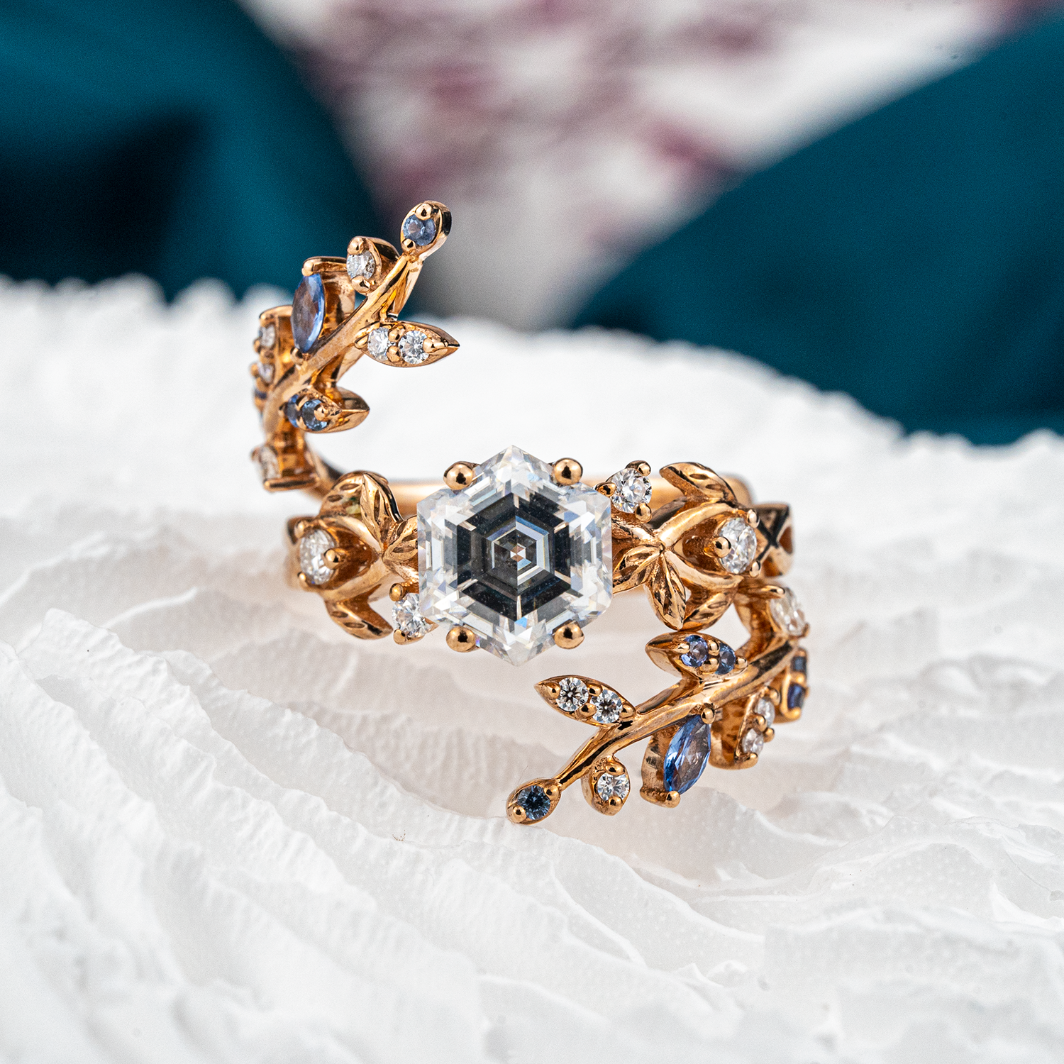 Beautiful Hexagon Moissanite Ring Set for Nature Inspired Style, Leaf Ring Included