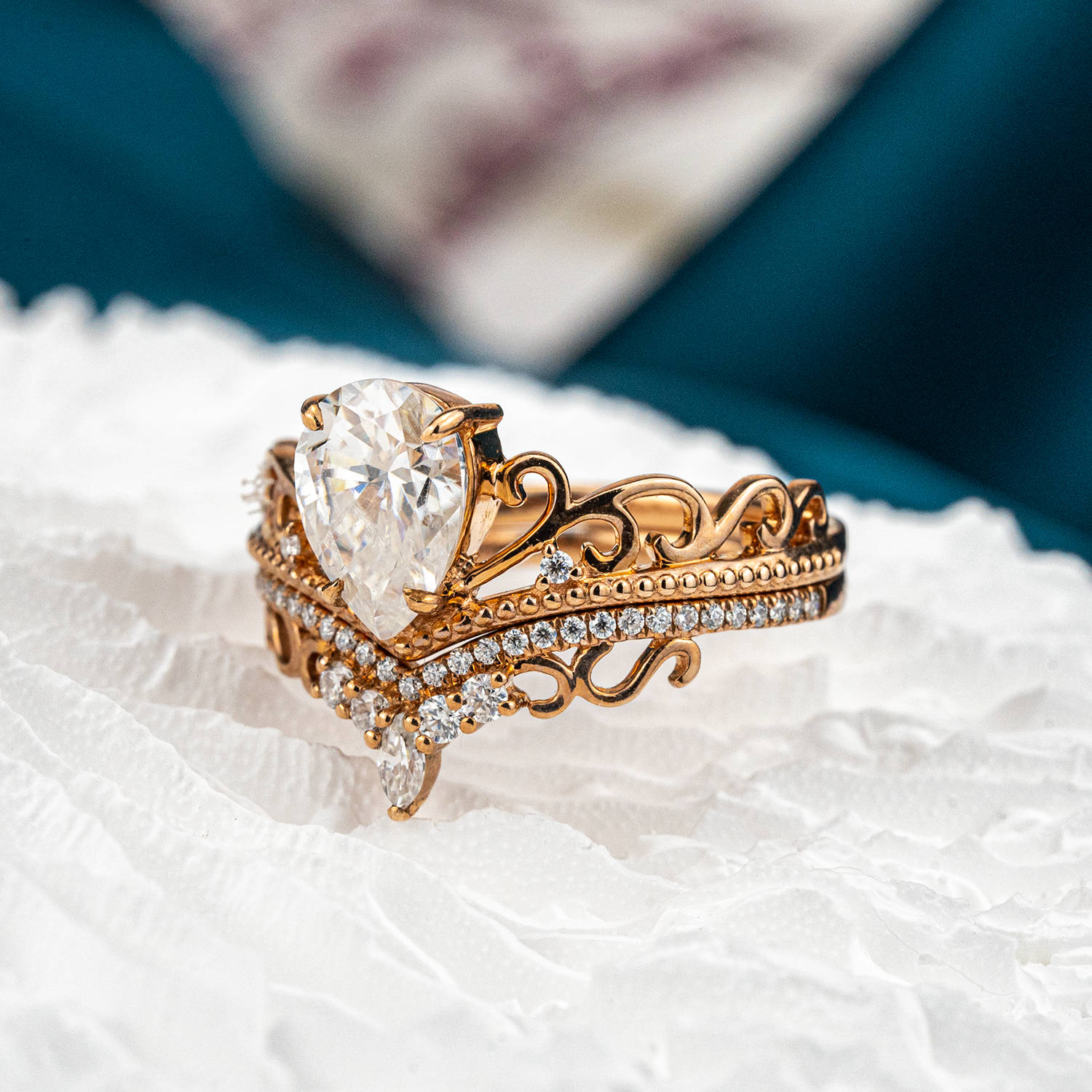 Exquisite pear cut moissanite engagement ring set for enhanced sparkle