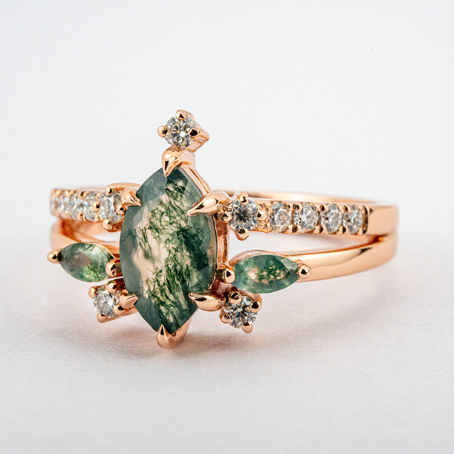 Marquise Moss Agate Ring - Stunning Nature-Inspired Design for Unique Anniversary Rings