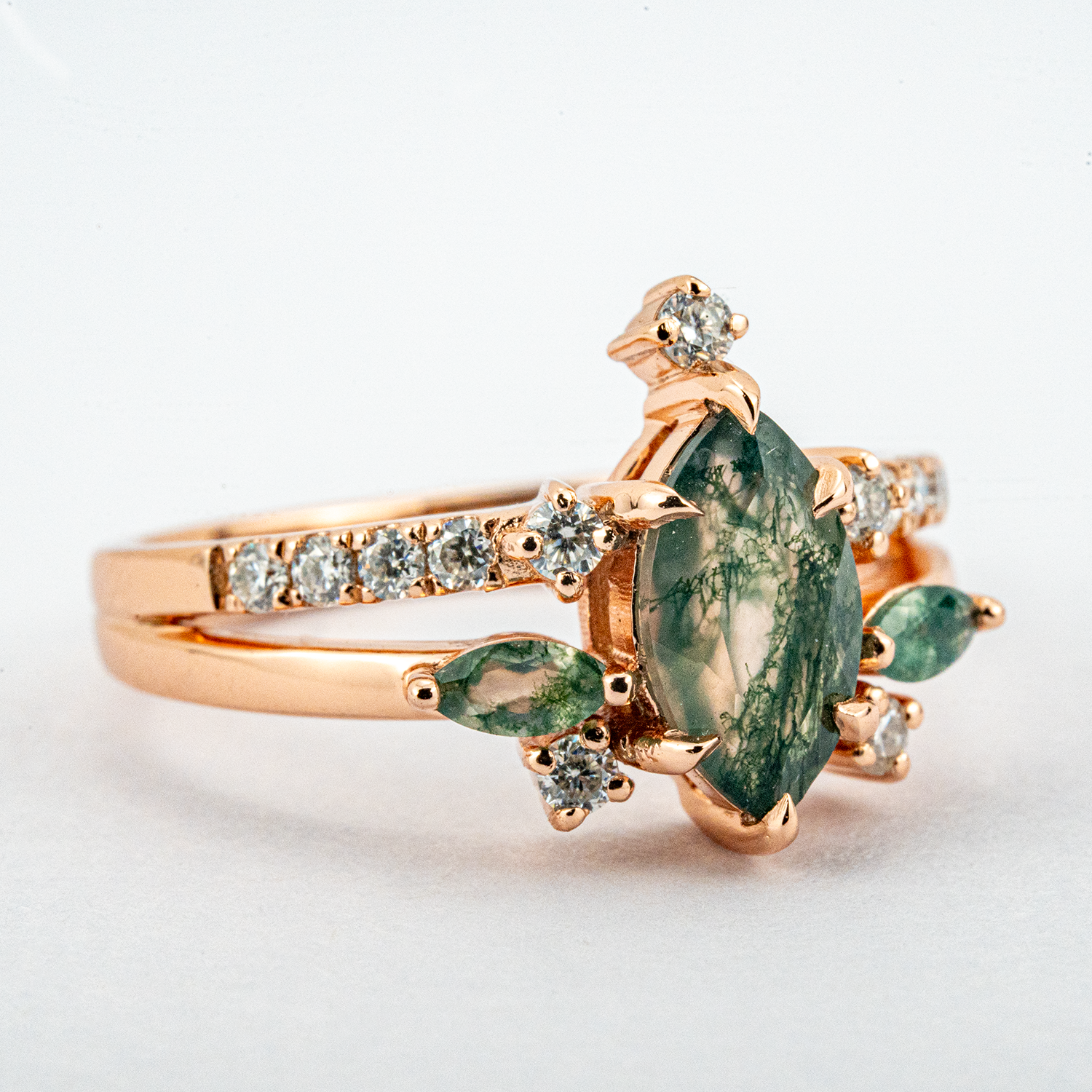 Marquise Moss Agate Ring - Stunning Nature-Inspired Design for Unique Anniversary Rings