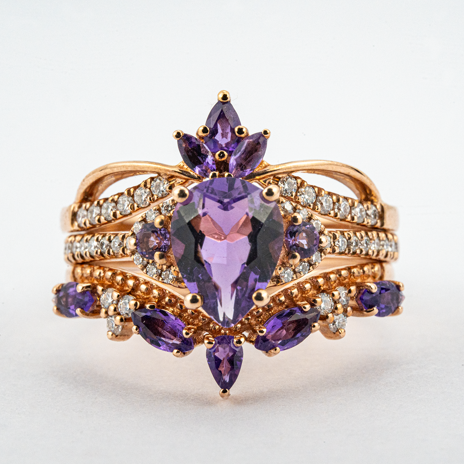 Exude luxury with our stunning Pear Amethyst Ring Set, featuring lavish Amethyst gemstones.