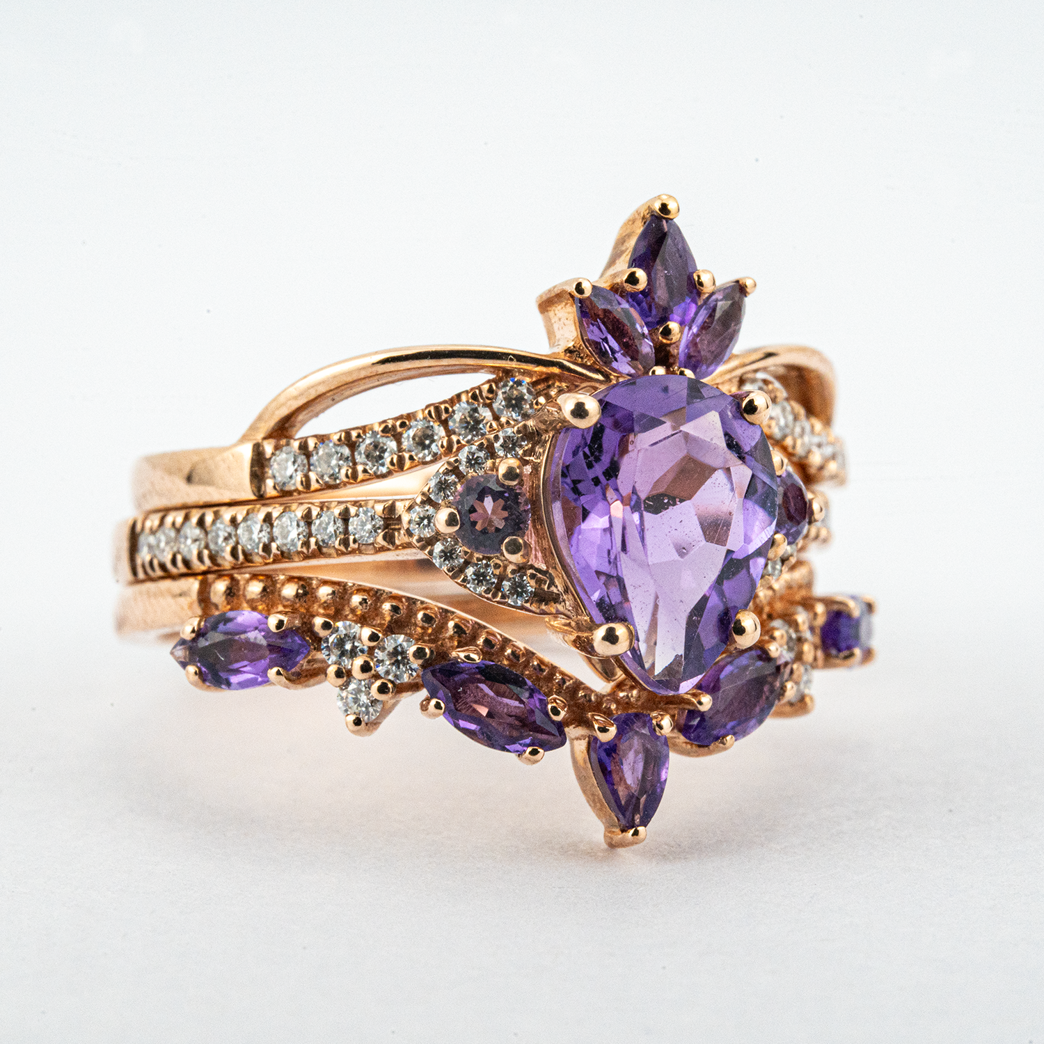 Exude luxury with our stunning Pear Amethyst Ring Set, featuring lavish Amethyst gemstones.