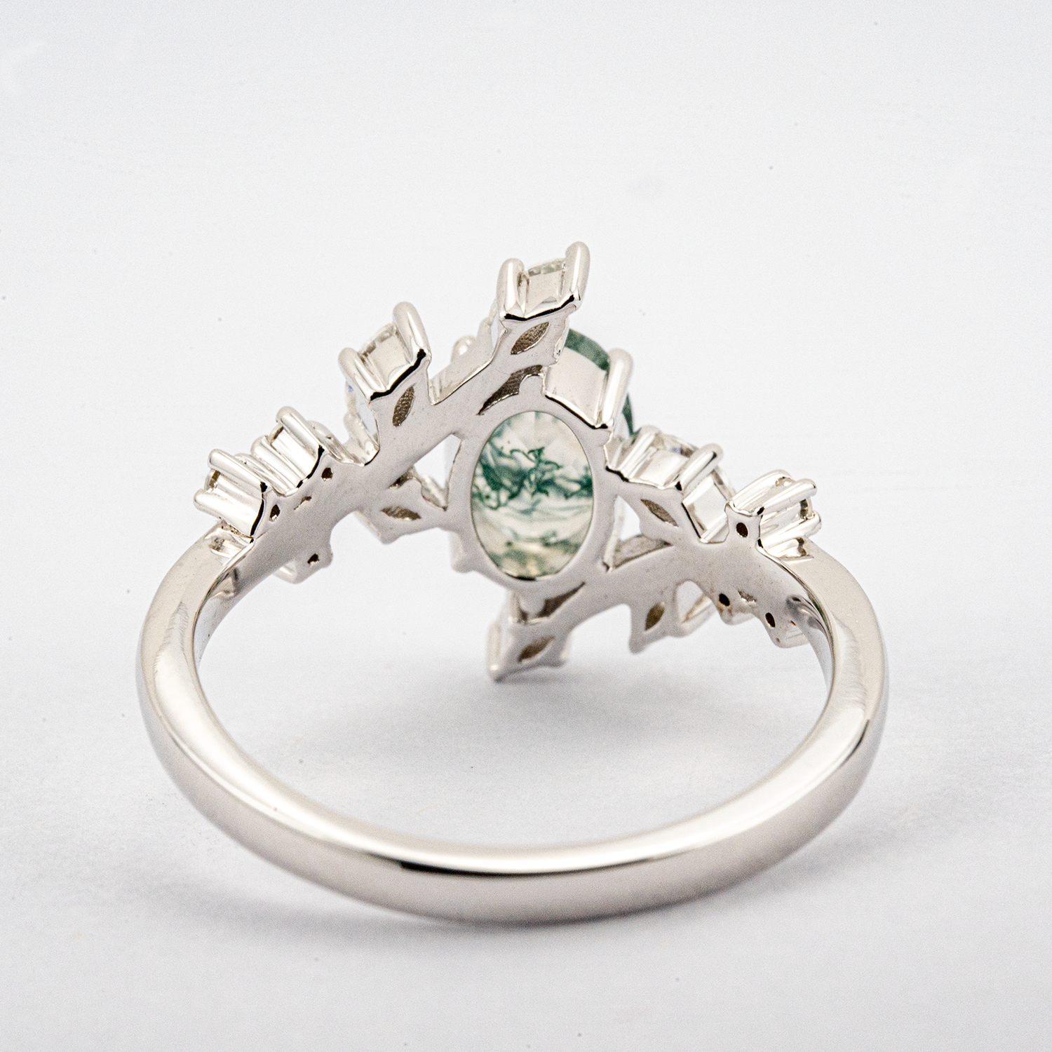 Oval Moss Agate White Gold Leaf Ring.