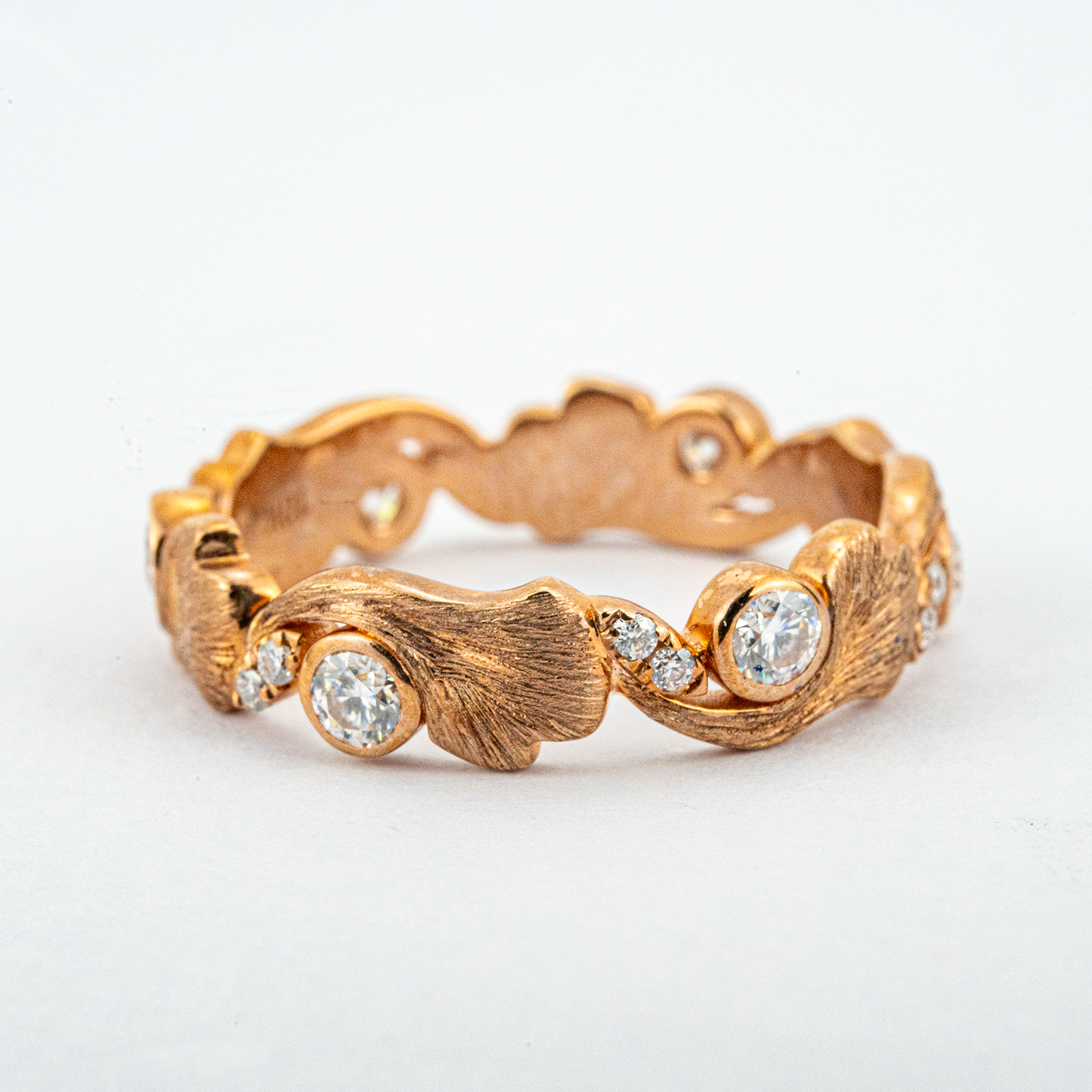 Vintage Handmade Textured Gold Ring With Moissanite.