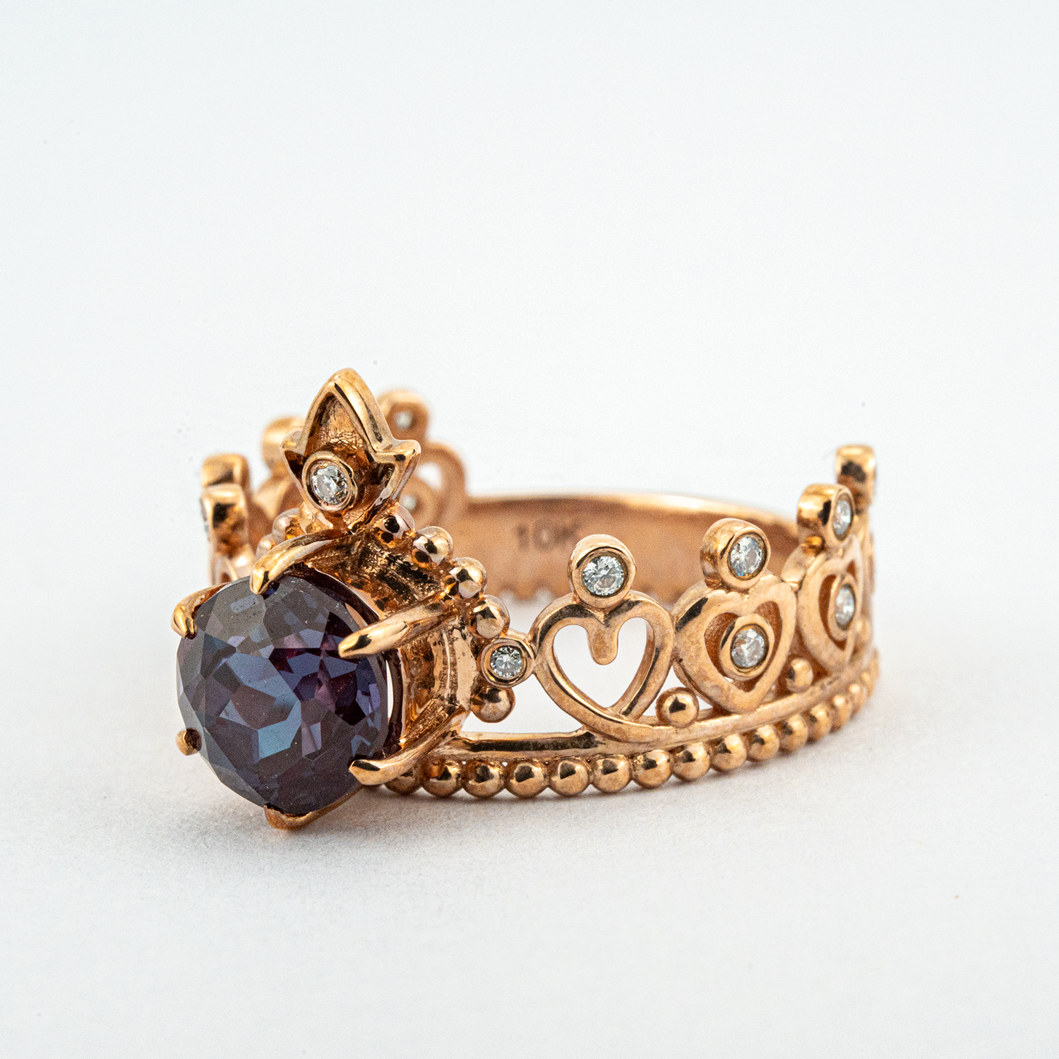 Exquisite Alexandrite gemstone set in a Crown Ring - perfect for special occasions