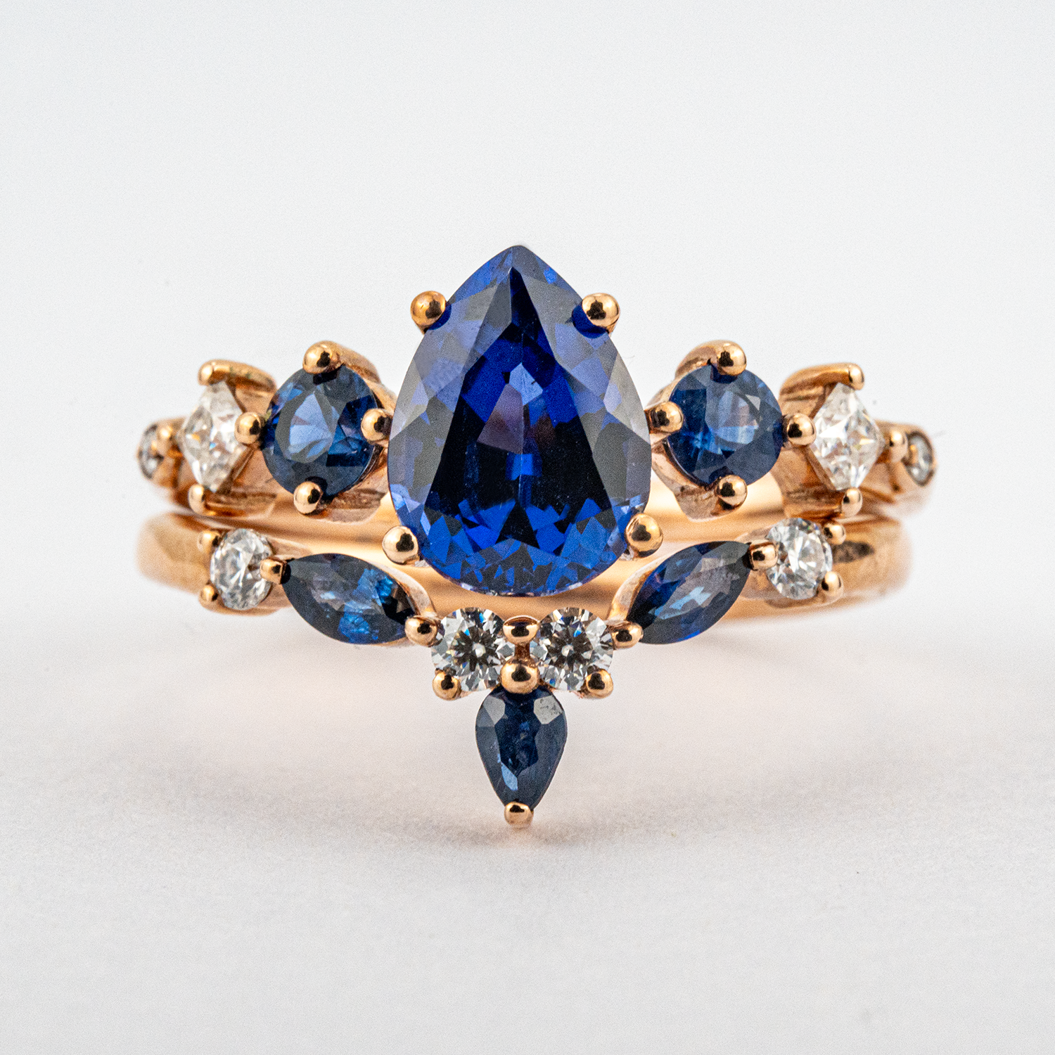 Luxurious Lab Pear Sapphire With Moissanite Ring Set.