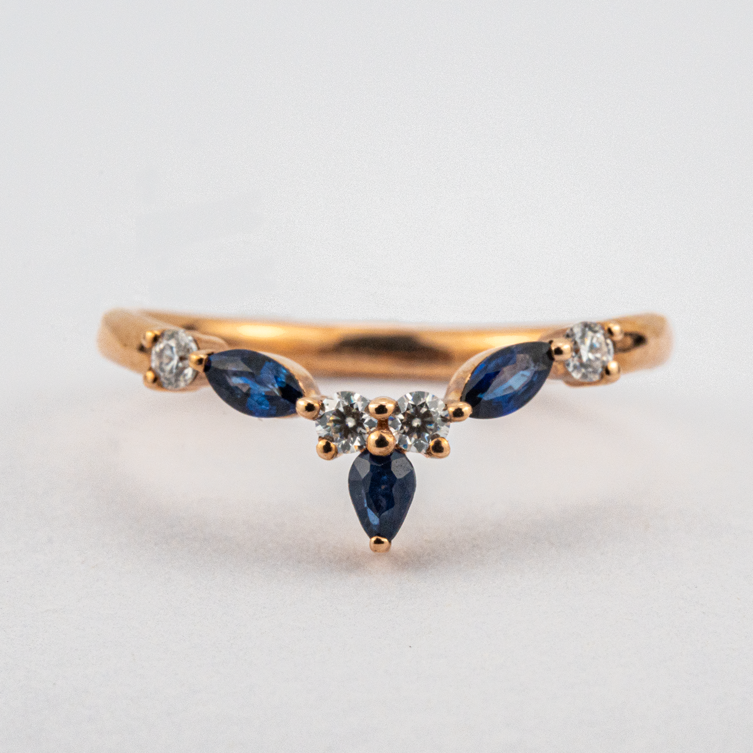 Luxurious Lab Pear Sapphire With Moissanite Ring Set.