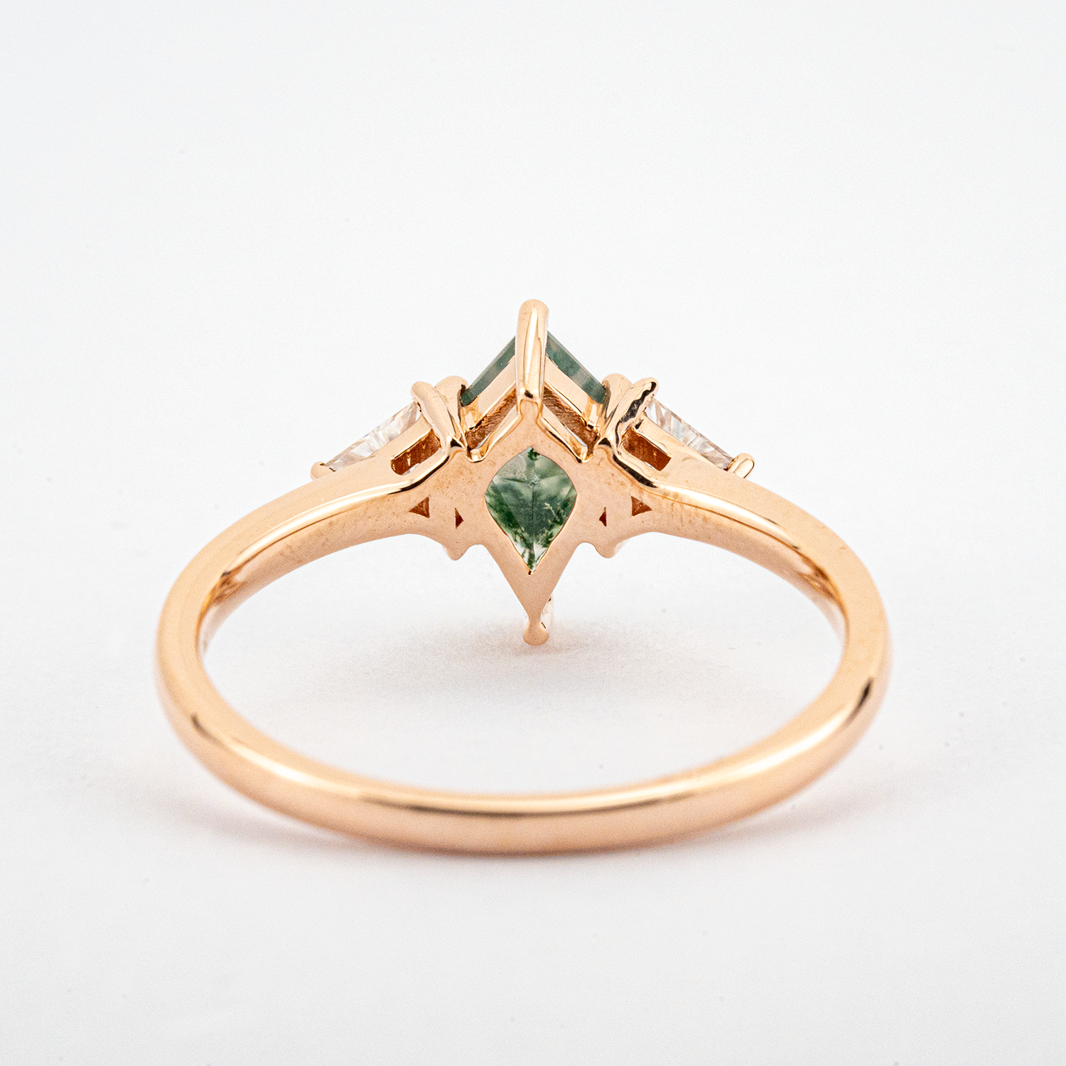 Kite Cut Moss Agate Engagement Ring Set Nature Inspired Design.