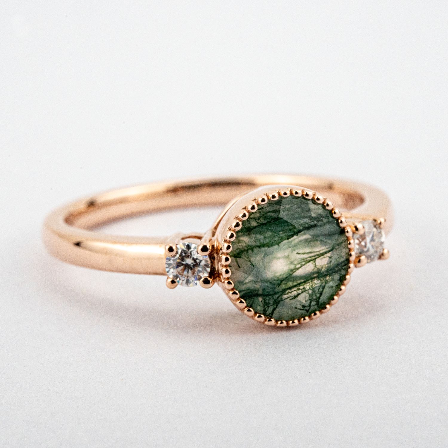 Stunning Round Moss Agate Ring, a timeless choice for your Engagement