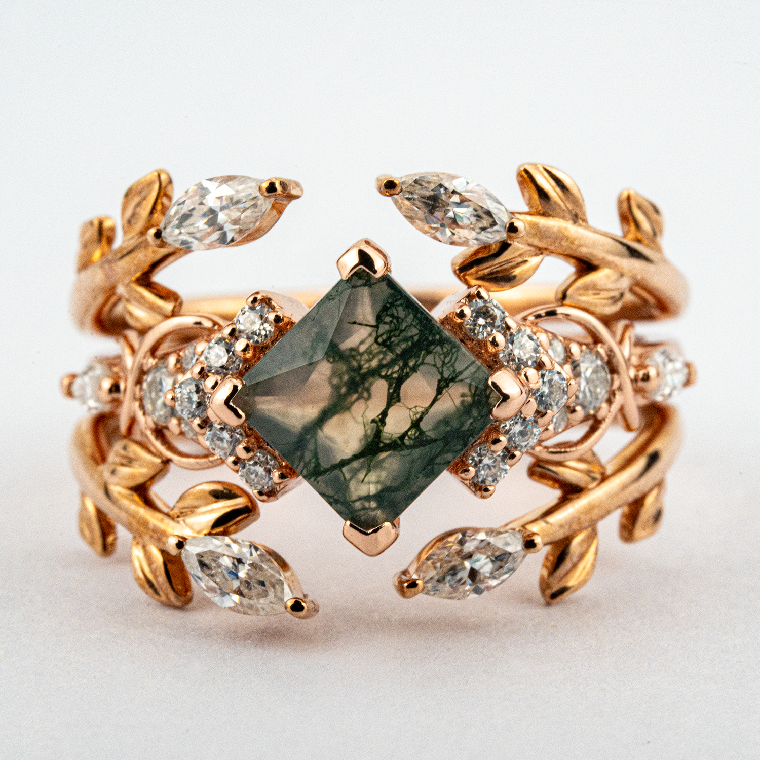 Exquisite princess moss agate ring with luxurious design