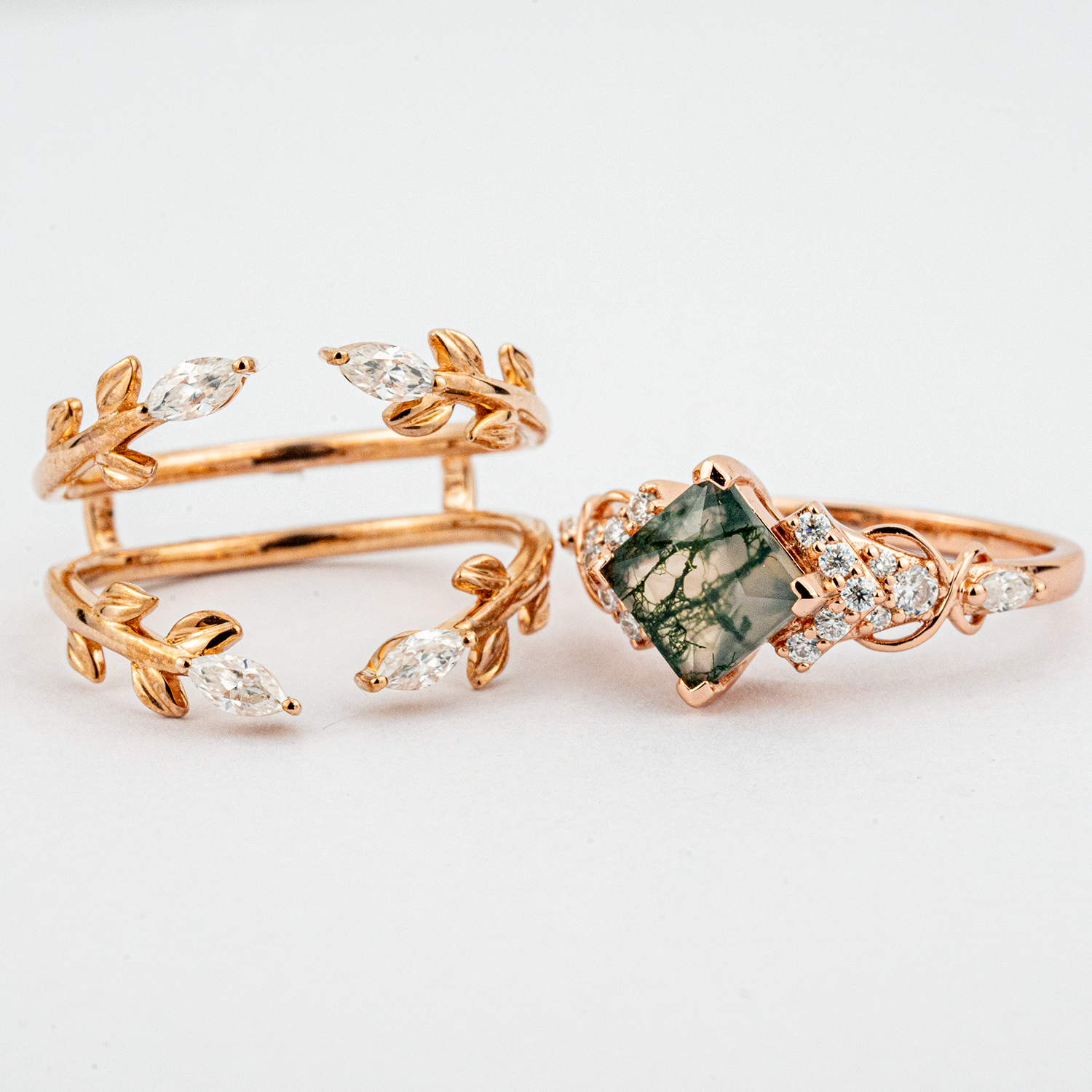 Exquisite princess moss agate ring with luxurious design