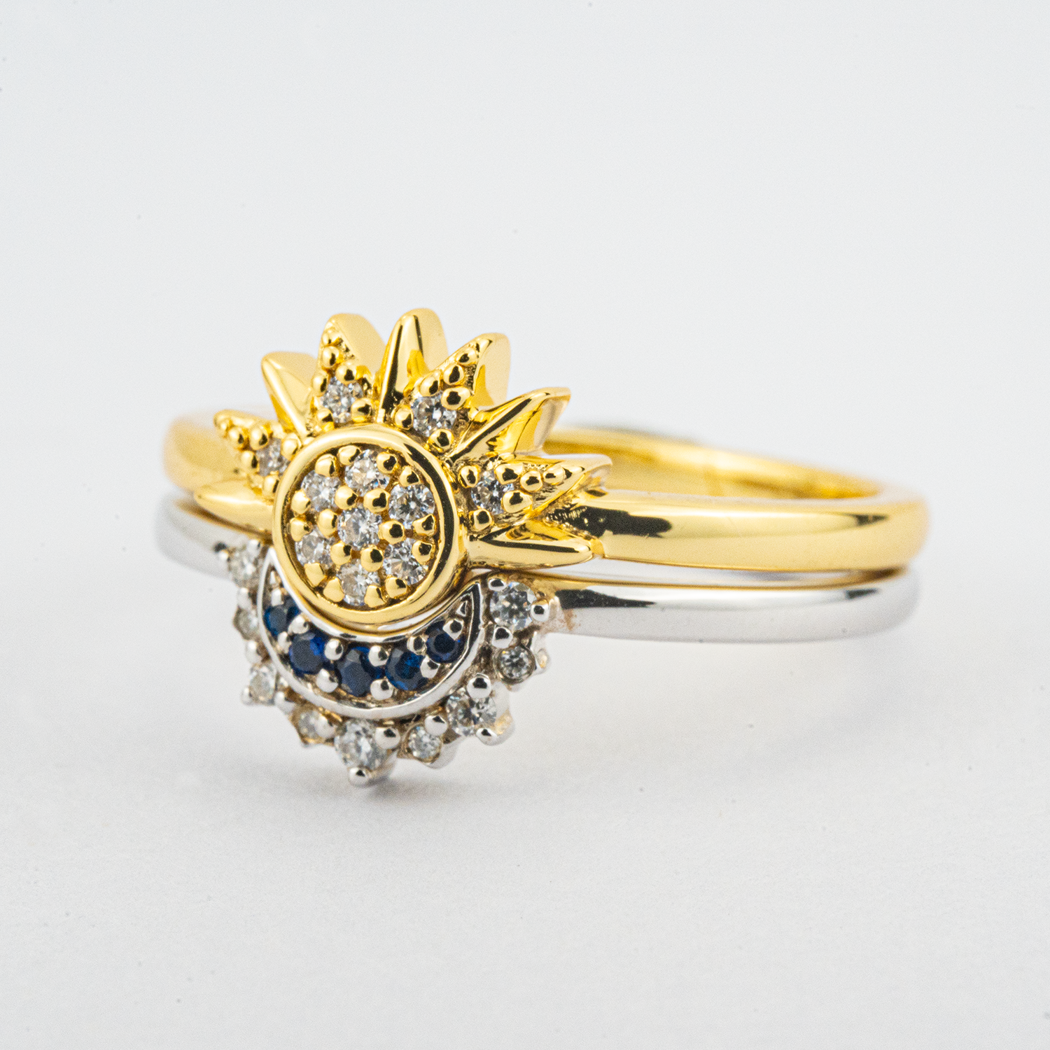 Luxurious Yellow & White Gold ring combination that exudes timeless beauty and style.