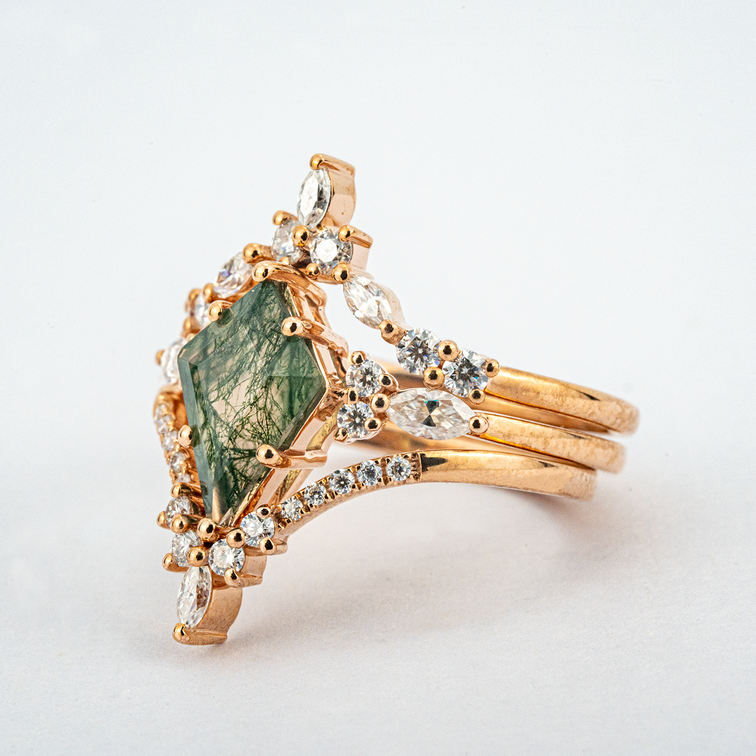 Luxurious Kite Moss Agate Ring Set with Moissanite for Elegant Accessories