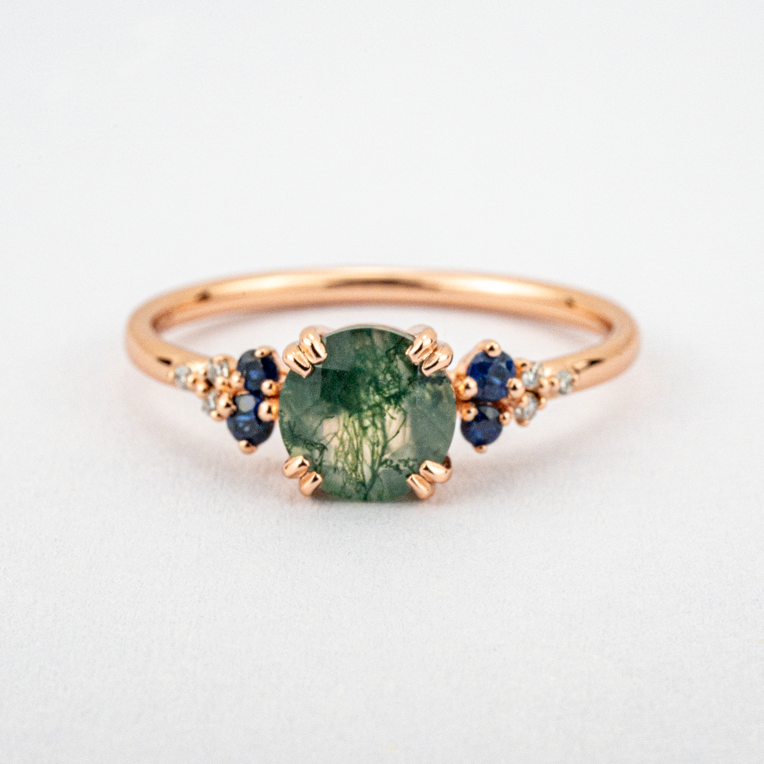 Round Moss Agate Ring with Sapphires, Classic Design, Rose gold rings - Elegant Jewelry for Women