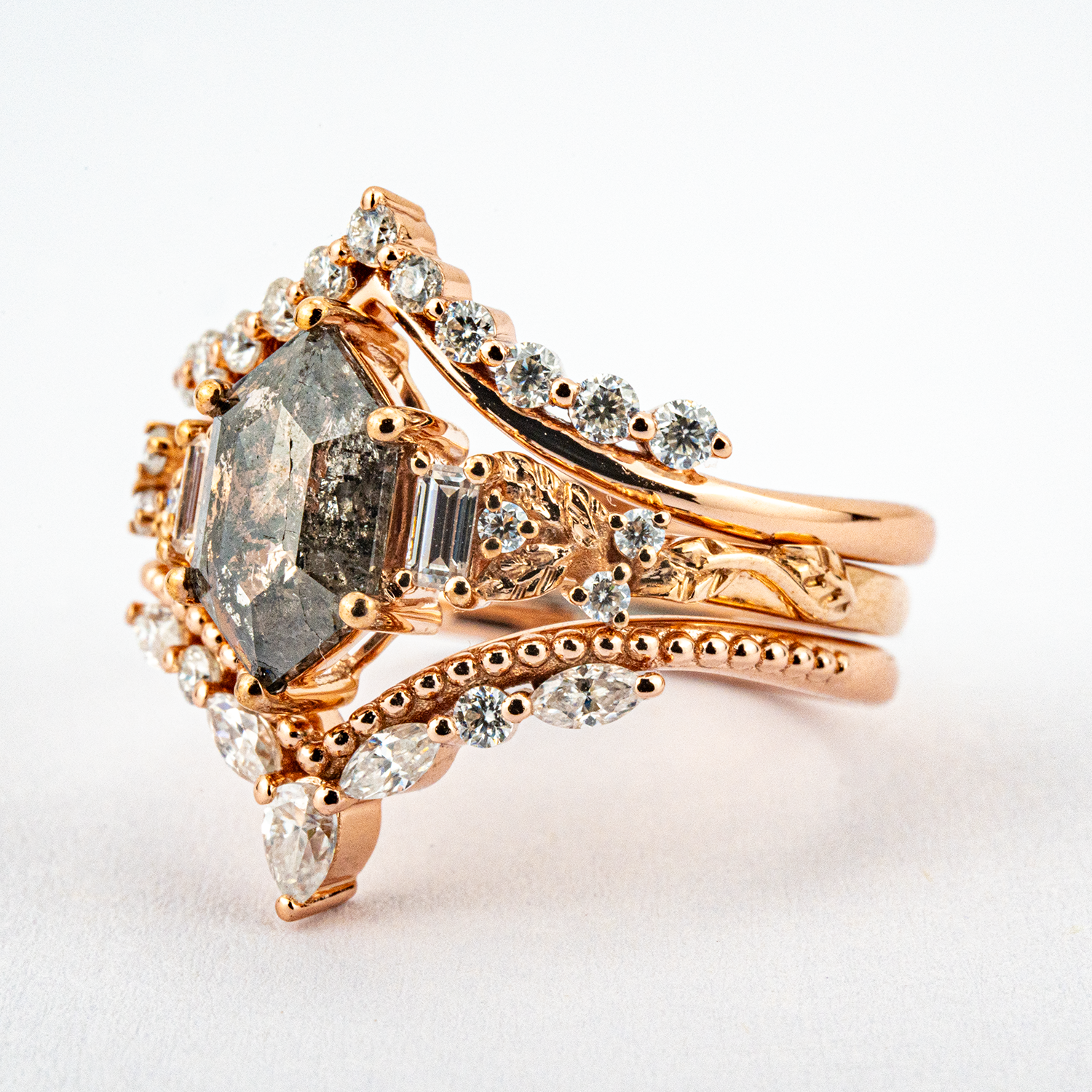 Luxurious Ring Set with Long Hexagon Salt and Pepper Diamond for Exquisite Taste