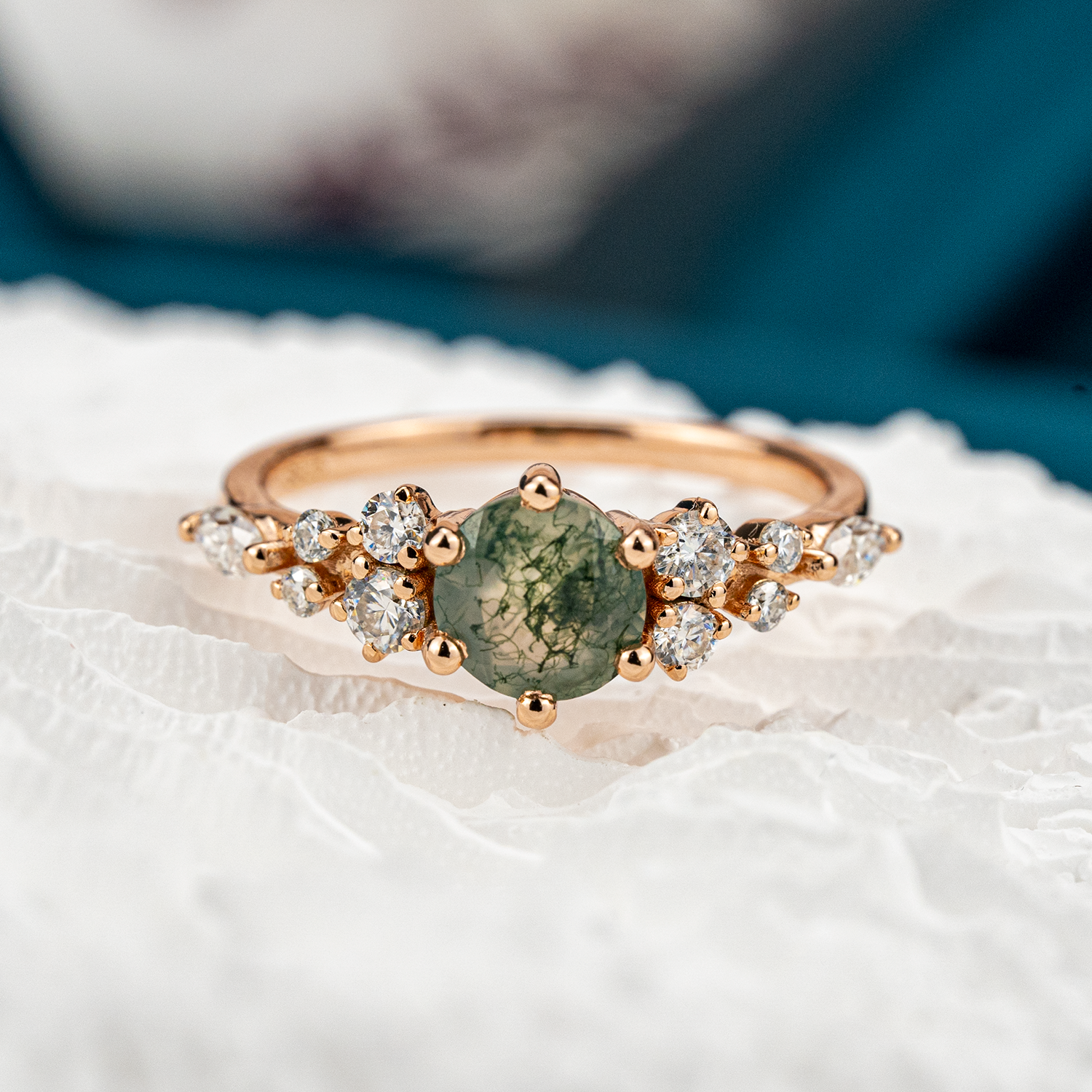 Retro Style Round Moss Agate Rose Gold Ring - Perfect choice for an elegant vintage-inspired engagement piece
