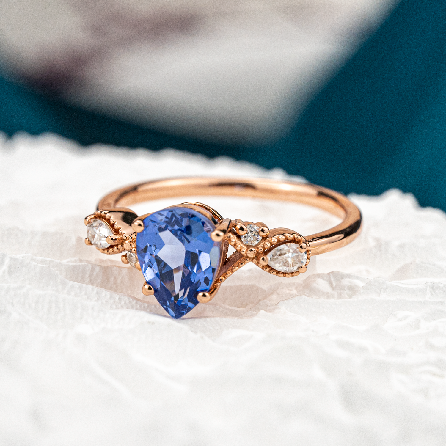 Pear Lab Sapphire Gold Ring With Moissnaite.