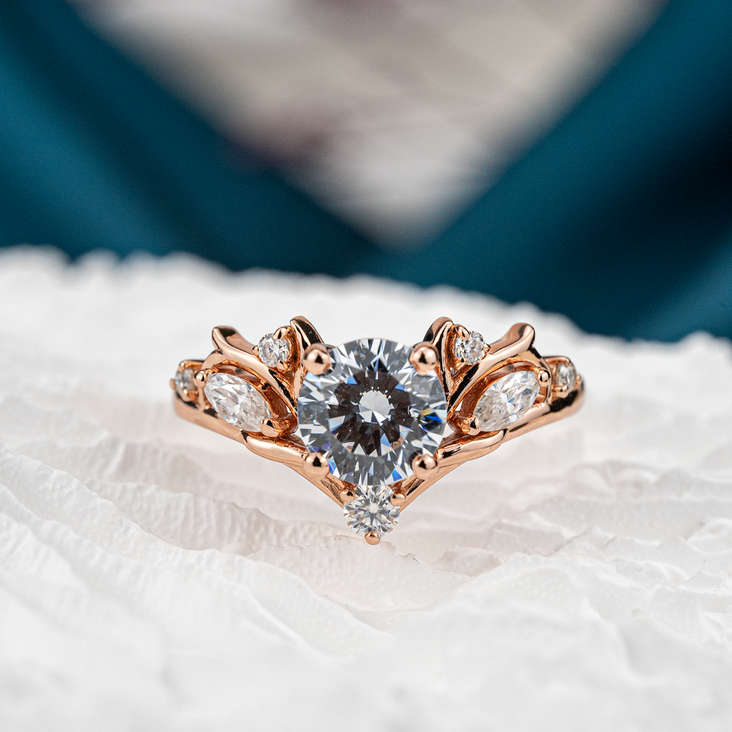 Luxurious Anniversary Ring Set with Rare Round Moissanite Gemstone