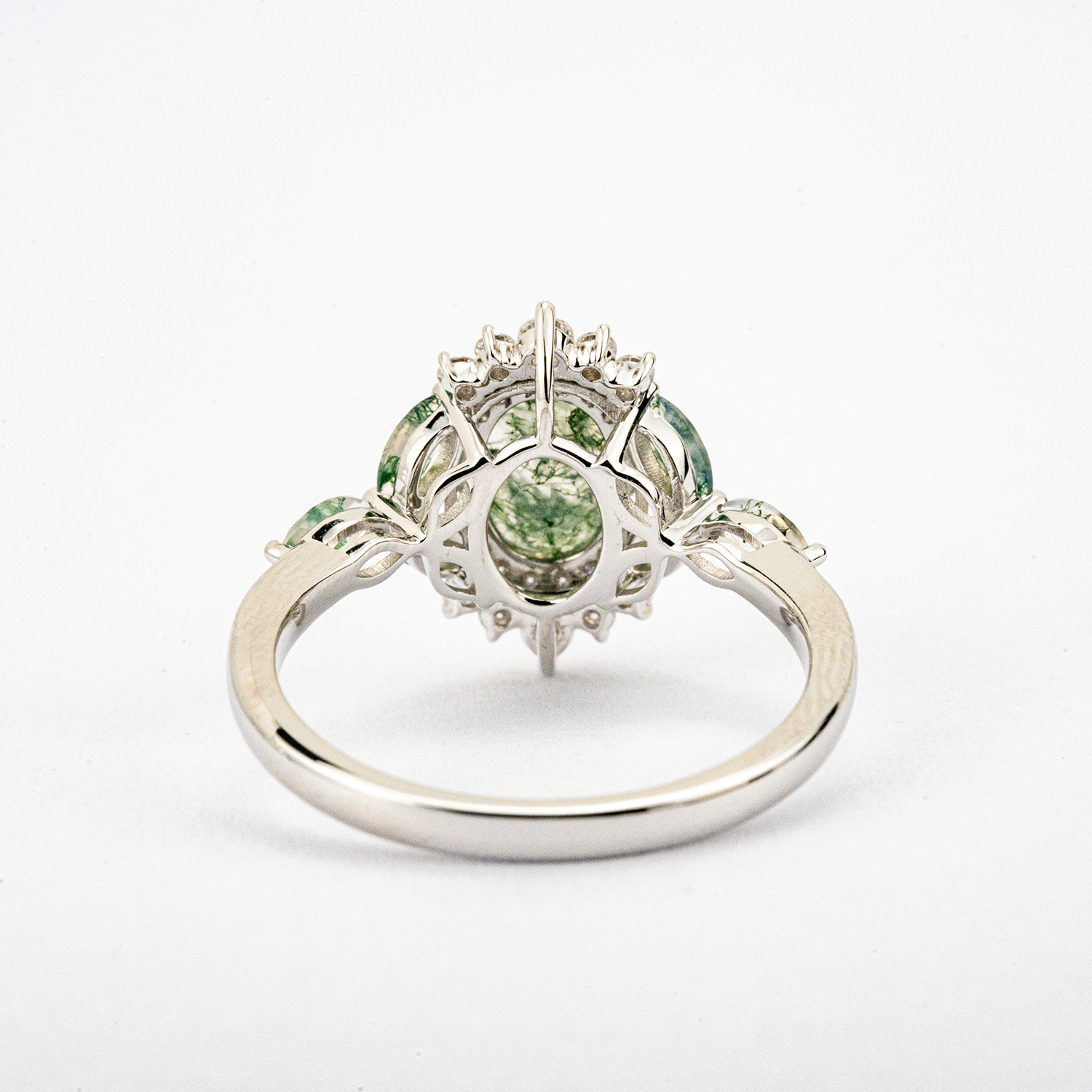 PETALIS - Oval Moss Agate & Moissanite White Gold Ring Floral White Gold Ring