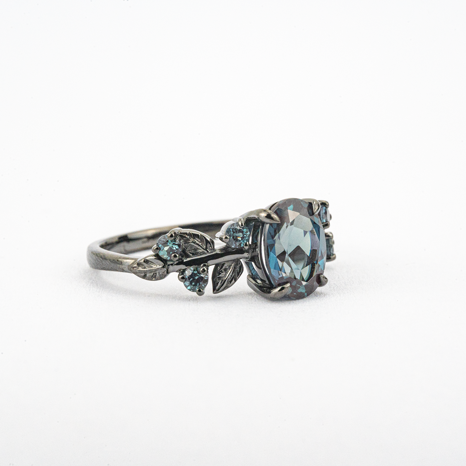 ELEVA - Oval Cultivated Alexandrite Black Gold Leaf Ring Set Black Gold Engagement