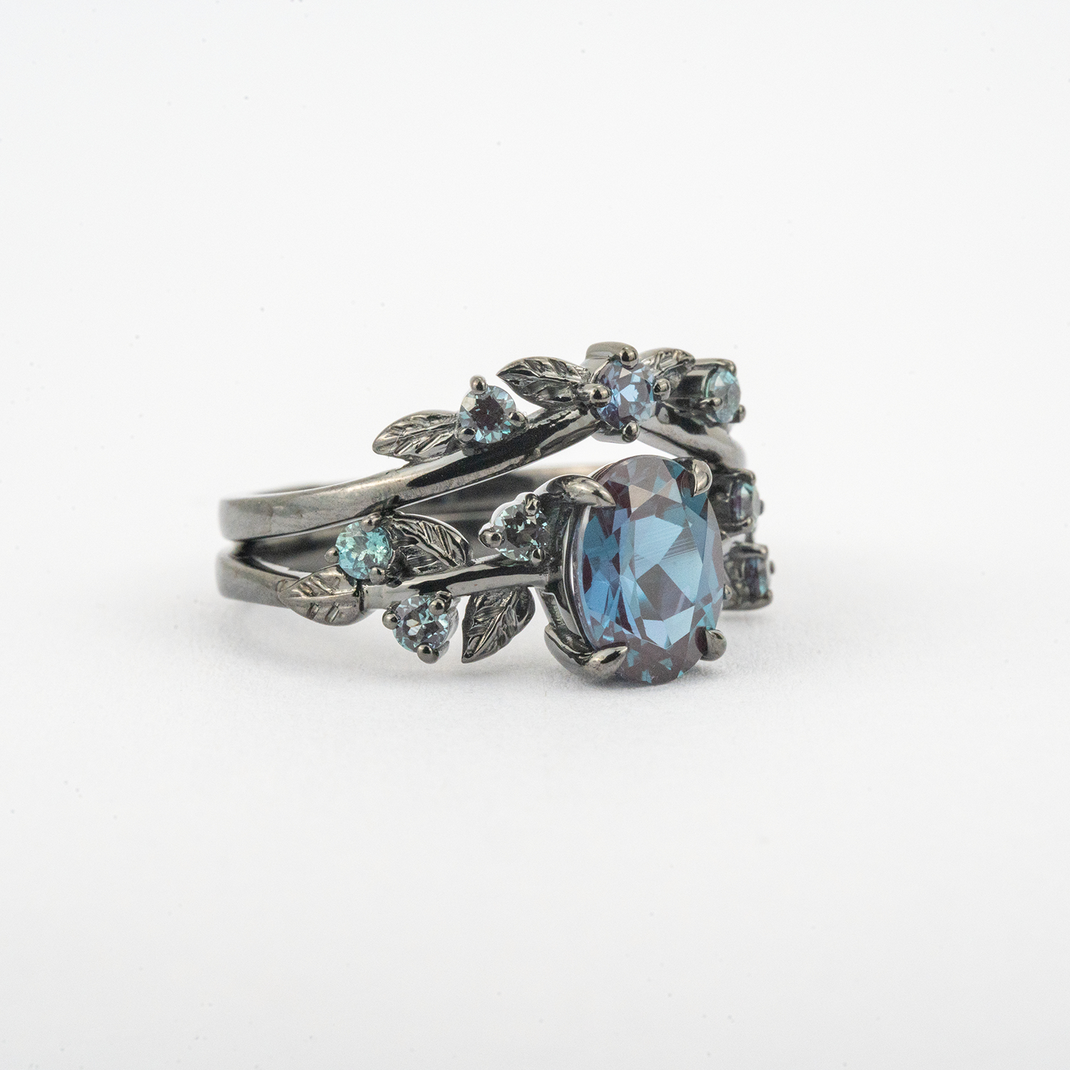 ELEVA - Oval Cultivated Alexandrite Black Gold Leaf Ring Set Black Gold Engagement