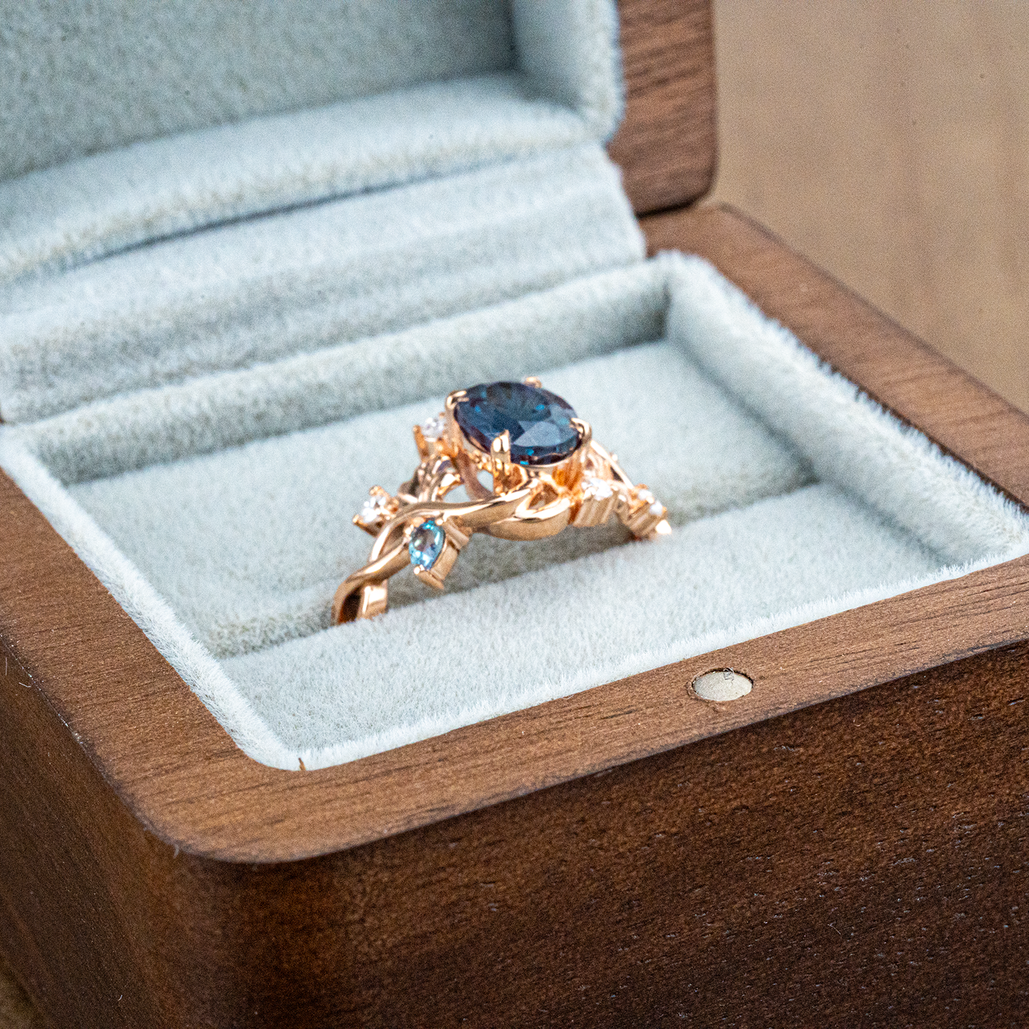 ELEVA - Oval Lab Alexandrite Rose Gold Leaf Ring Floral Fireworks Cut Nature Ring