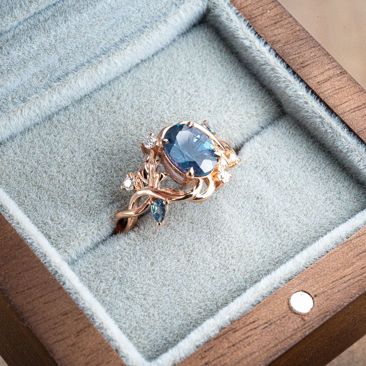 ELEVA - Oval Lab Alexandrite Rose Gold Leaf Ring Floral Fireworks Cut Nature Ring