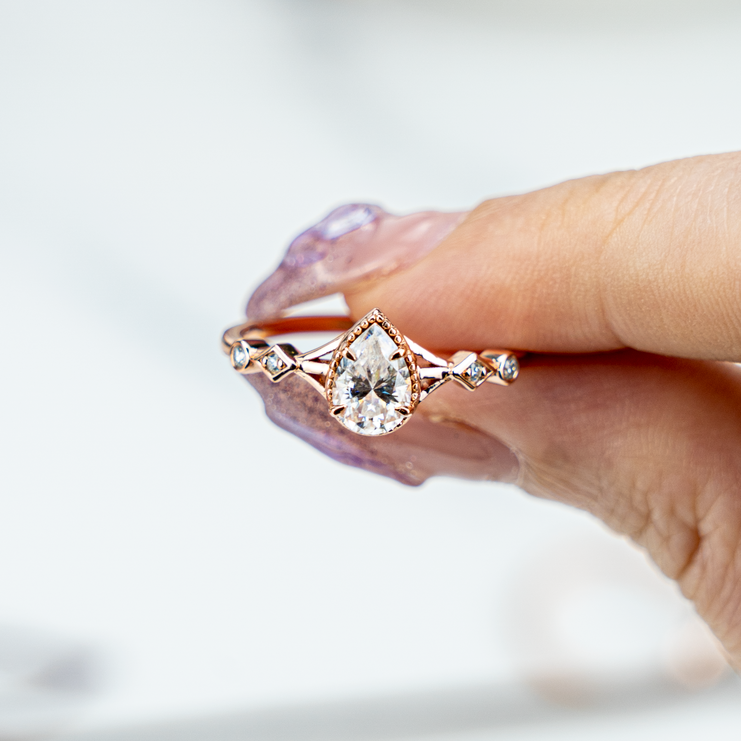 Classic Simple Style Moissanite Engagement Ring - Sophisticated Elegance