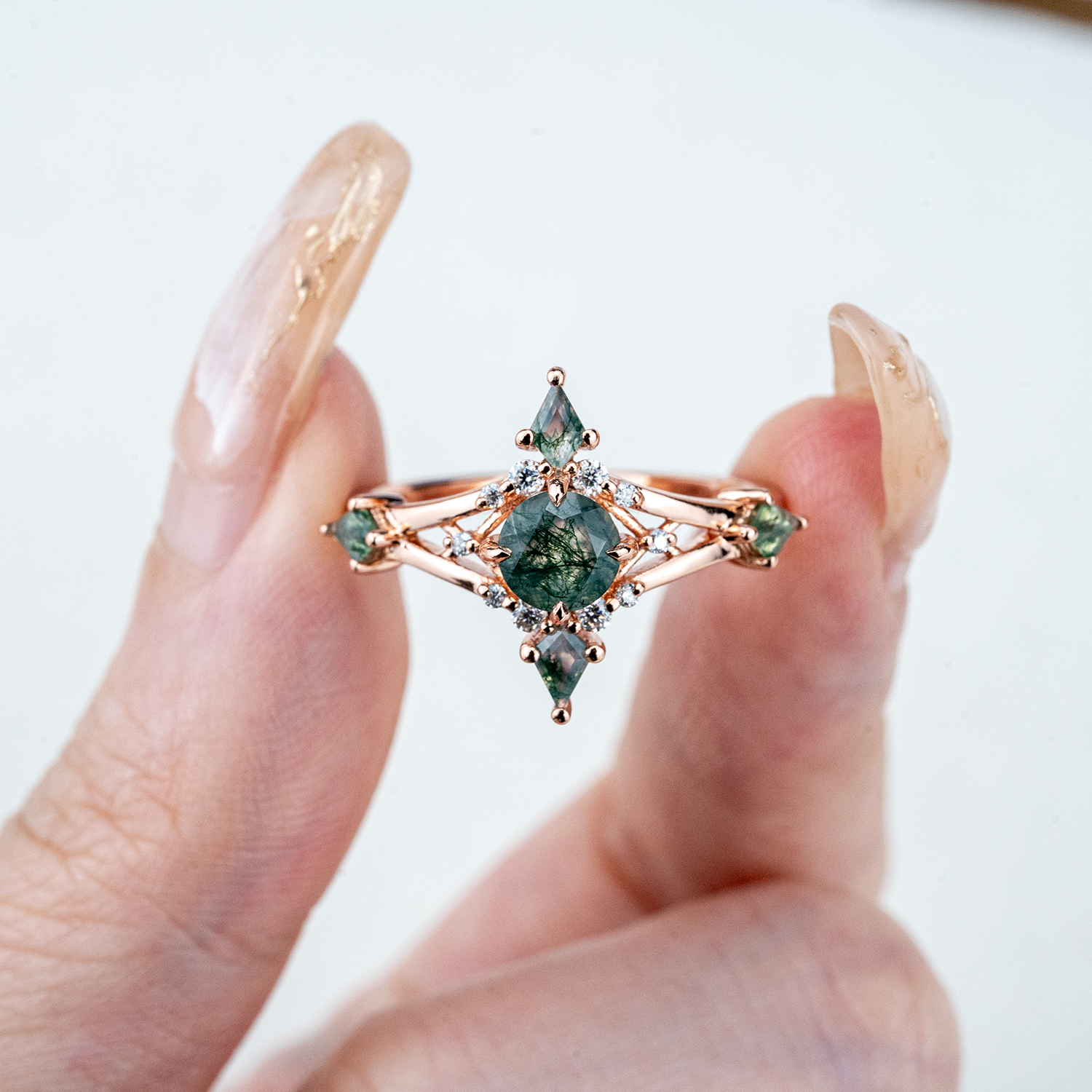 Stunning Unique Design Jewelry with Round Moss Agate Ring