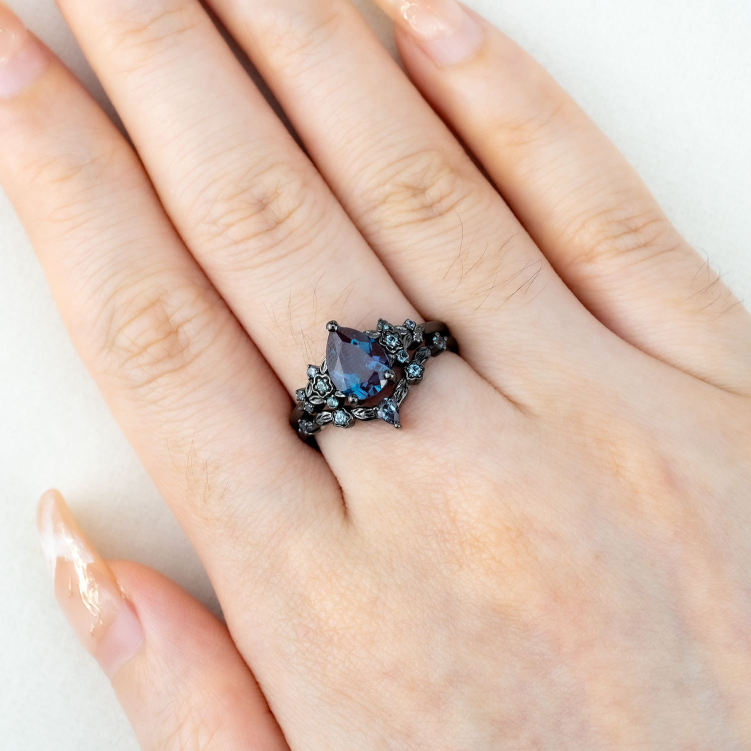 Botanical Elegance -Pear Cut Lab Alexandrite Black Gold Engagement Ring Set Floral Ring