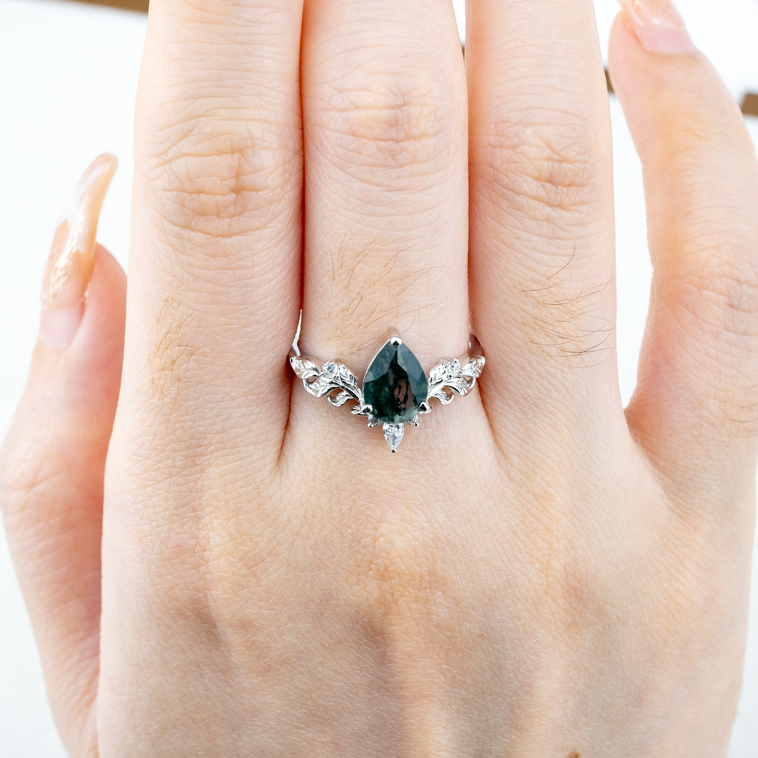 Beautiful Pear Moss Agate White Gold Ring with Moissanite for Engagement