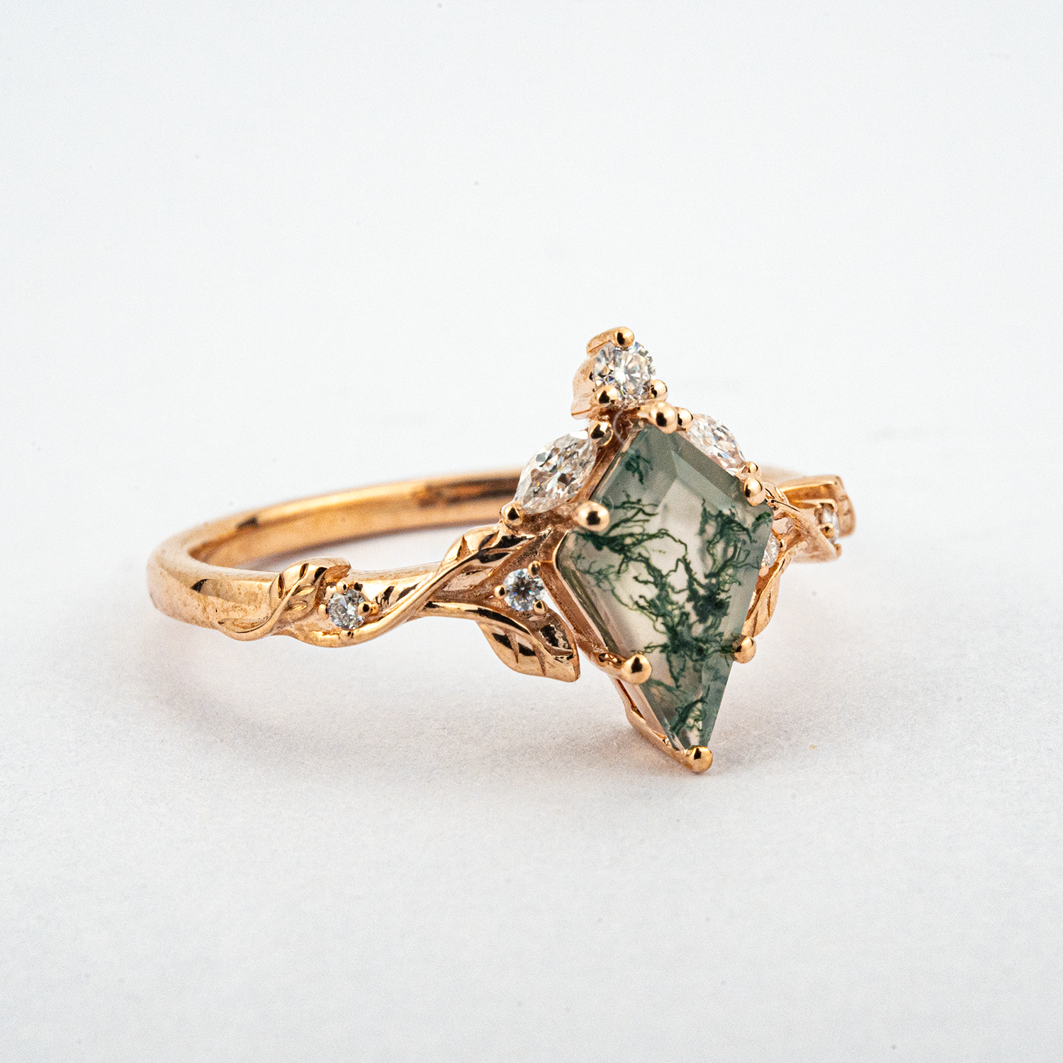 Kite Moss Agate Bridal jewelry Dainty engagement rings Floral Ring Leaf Ring