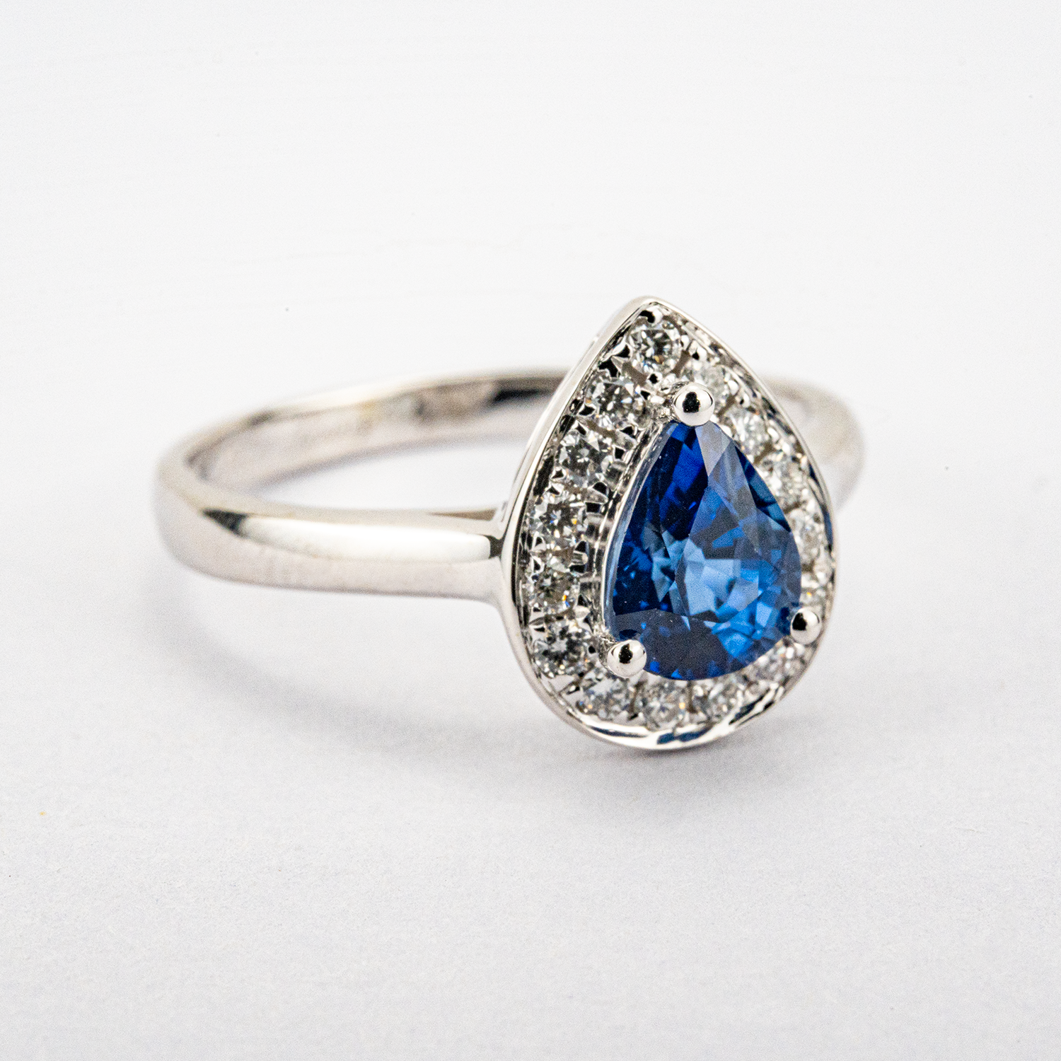 Luxury Teardrop Sapphire Diamond Ring Engagement White Gold Ring