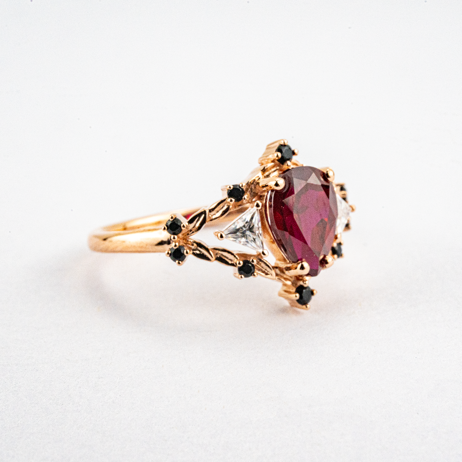 Three-Stone Unique Pear Shaped Garnet Rose Gold Ring with Moissanite&Black Onyx Engagement Ring